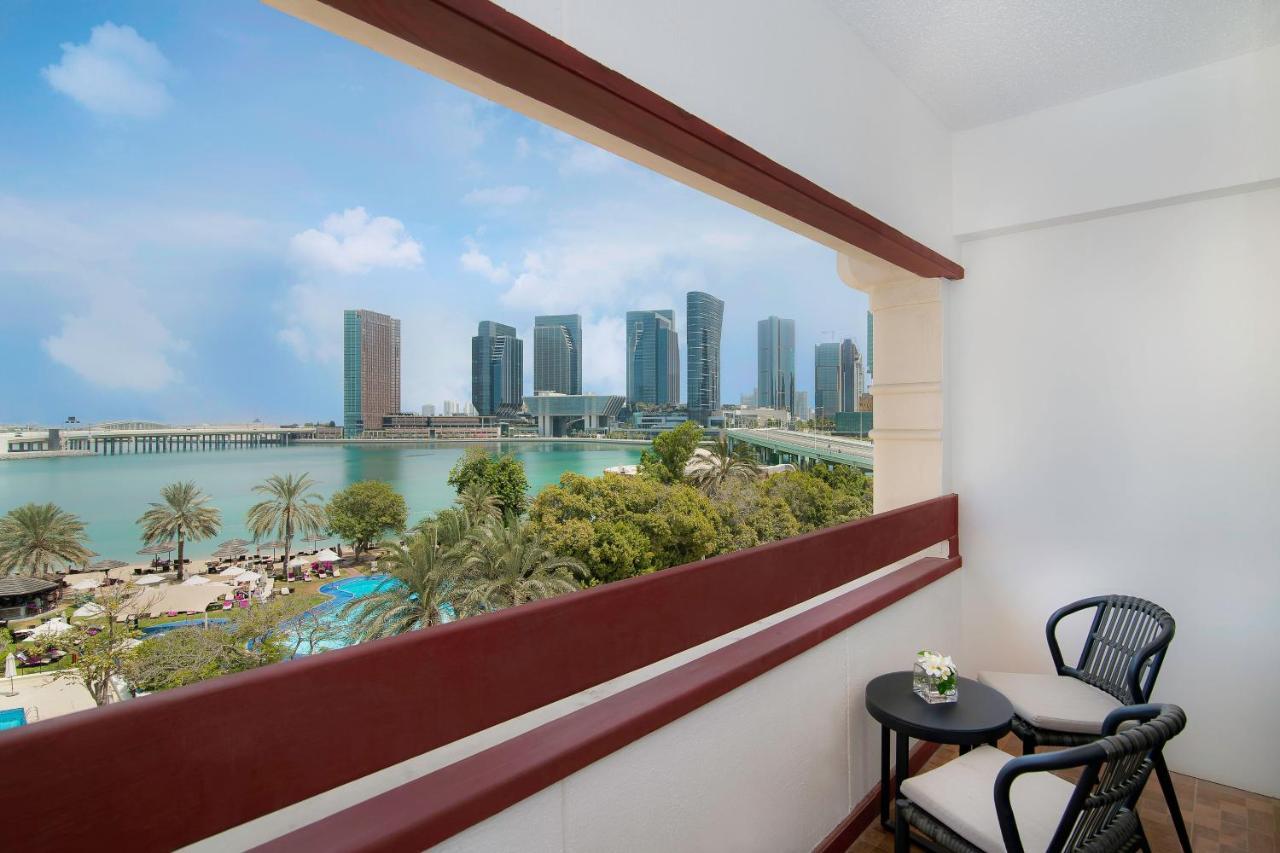 Deluxe Room Sea View Guest room 1 King Balcony