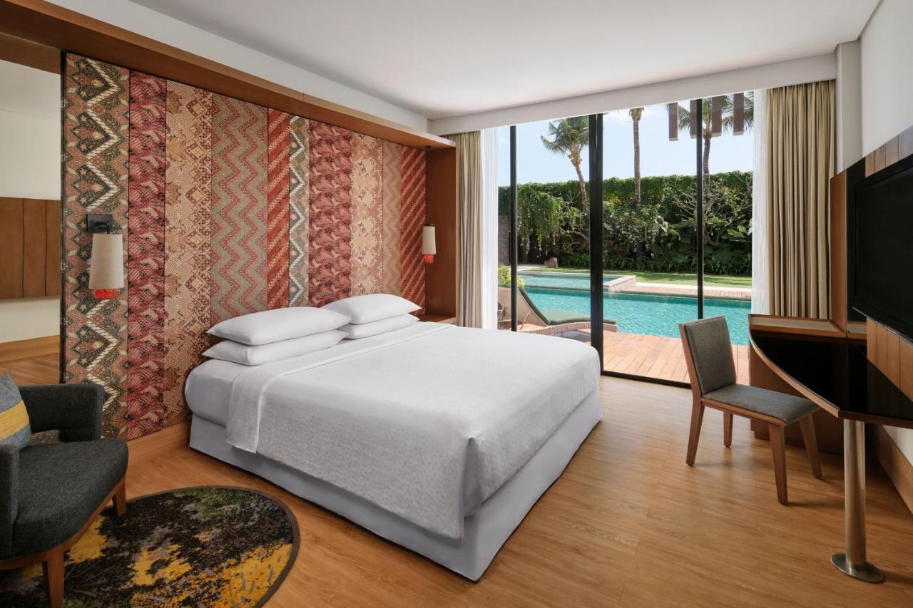 Deluxe Double Room Pool Access