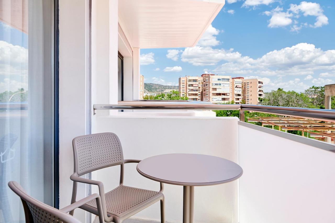Twin Room Balcony & Unlimited Brunch