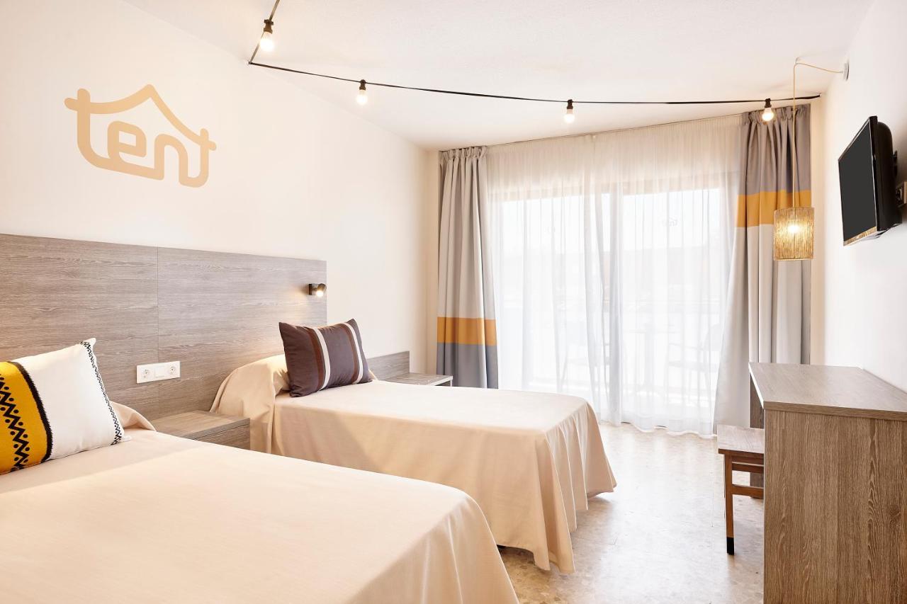 Twin Room Balcony & Unlimited Brunch