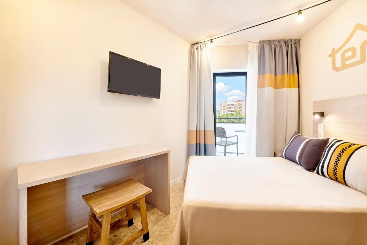 Single Room & Unlimited Brunch