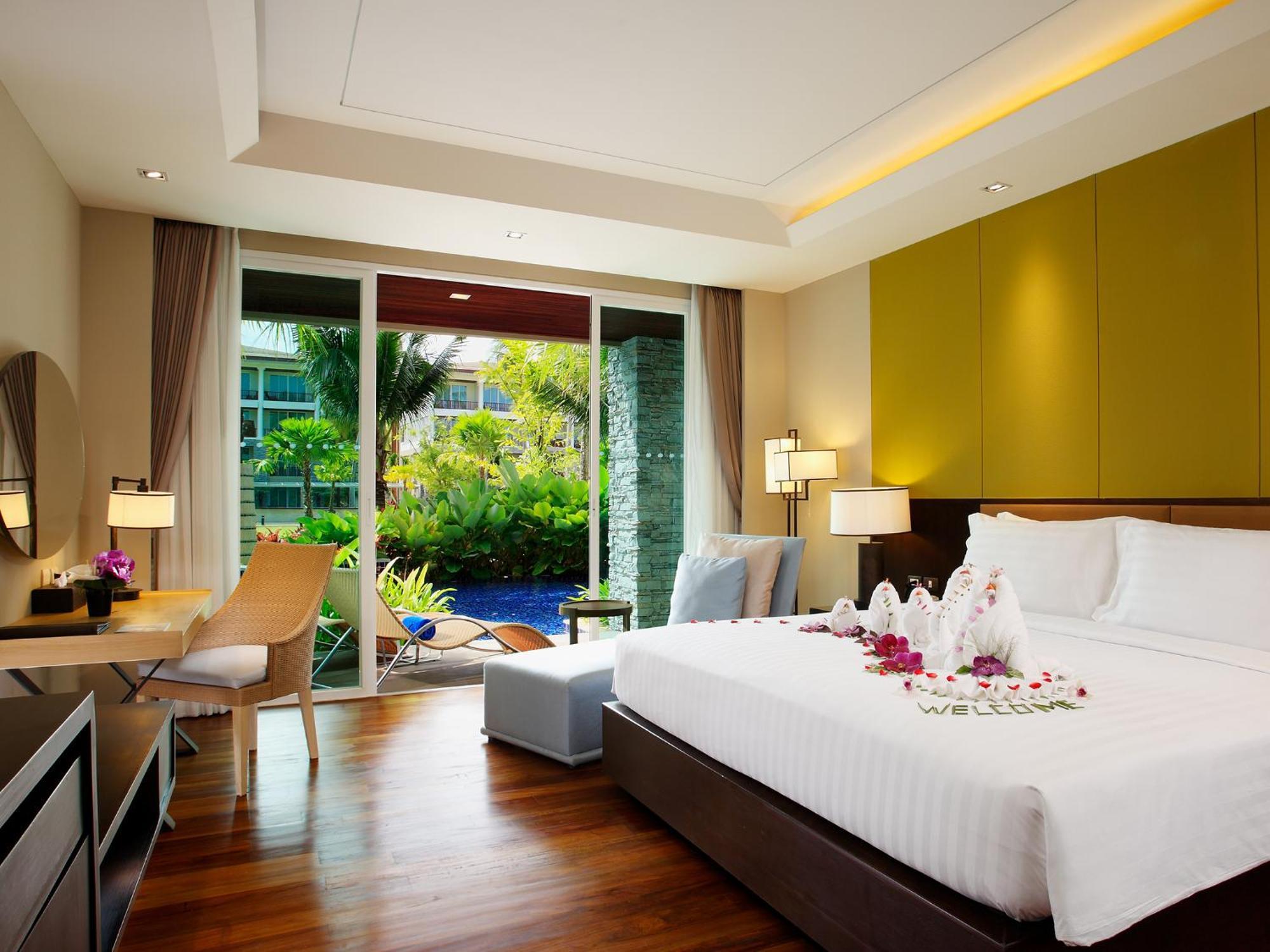 Deluxe Double Room with Pool Access,1591499928:JPEG