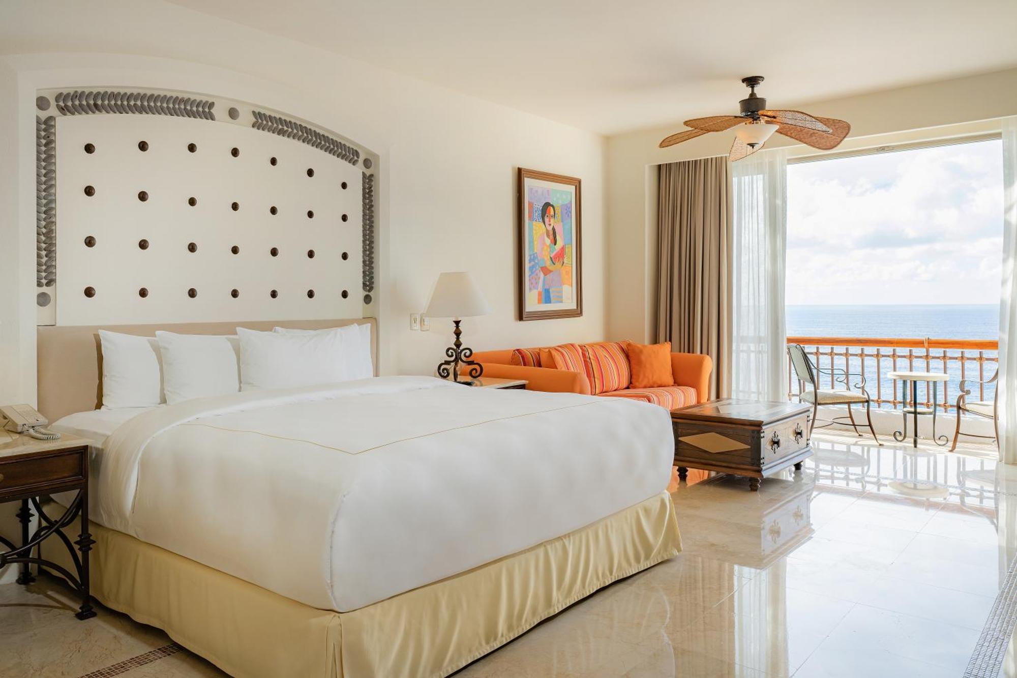 Junior Suite Ocean View King