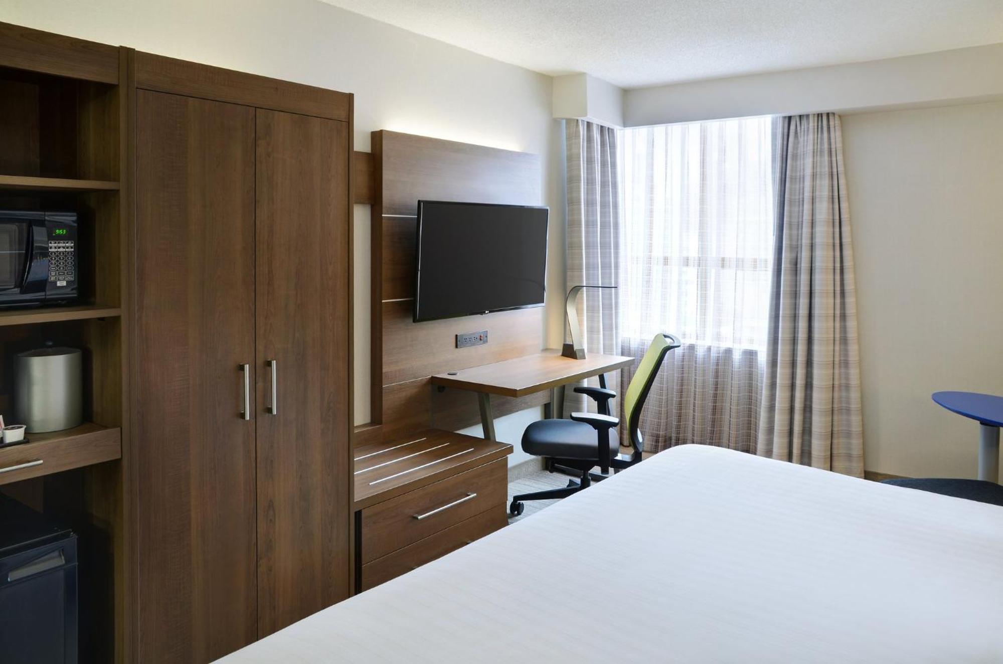 Standard Room,1440081985:JPEG