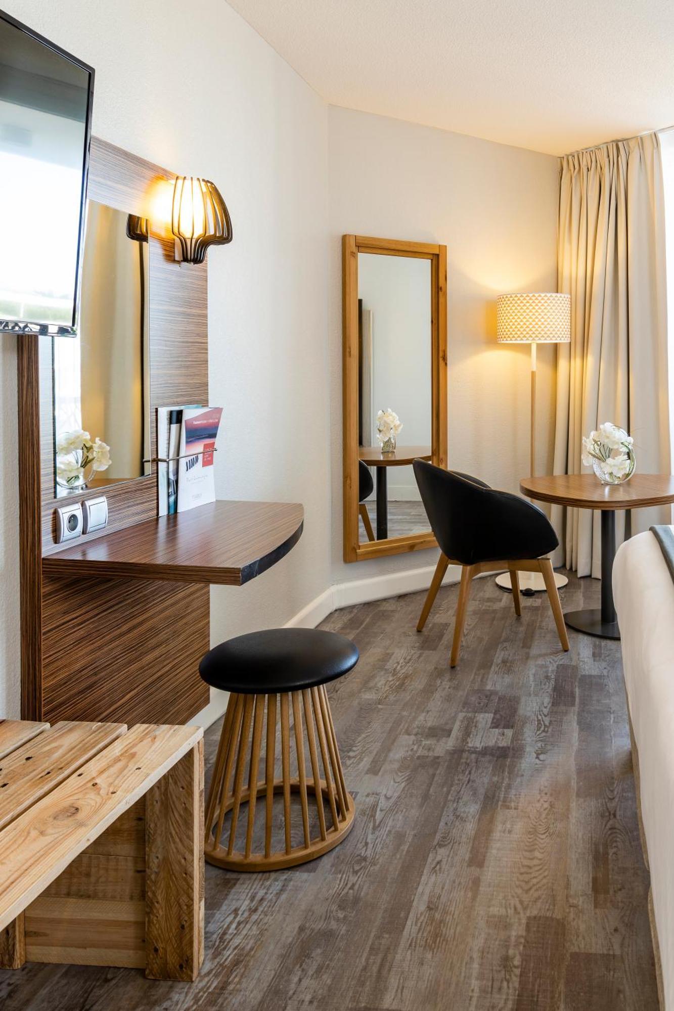 Chambre Double avec Vue Latérale sur le Jardin