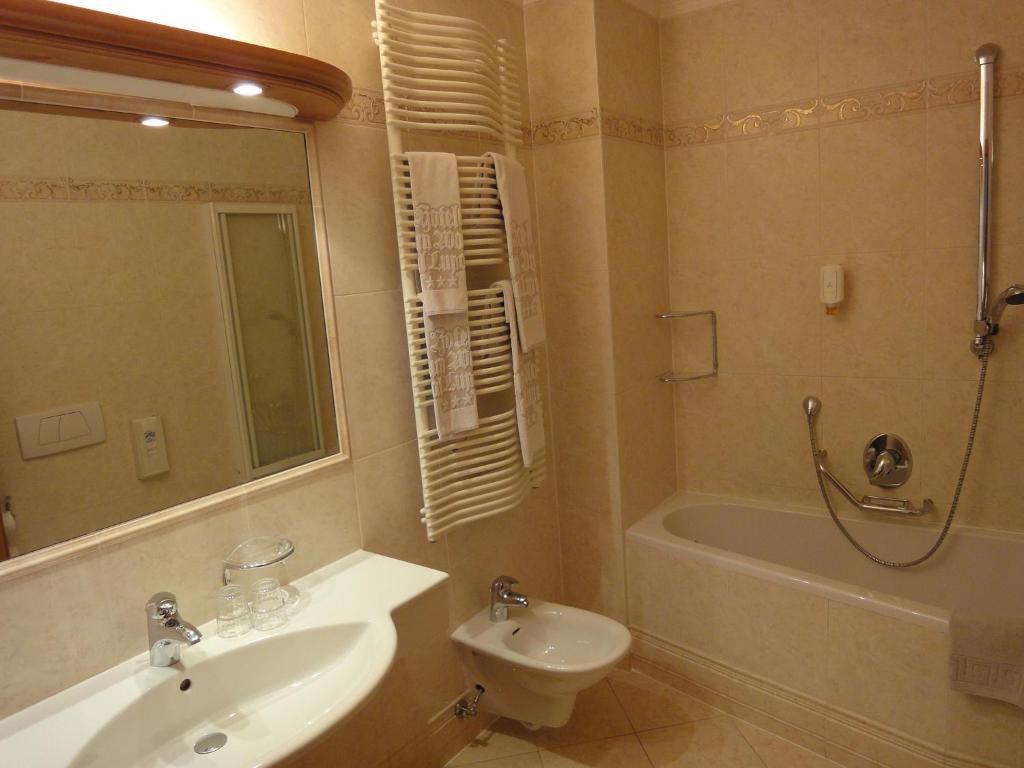 Standard Double Room with Balcony,14543534:JPEG