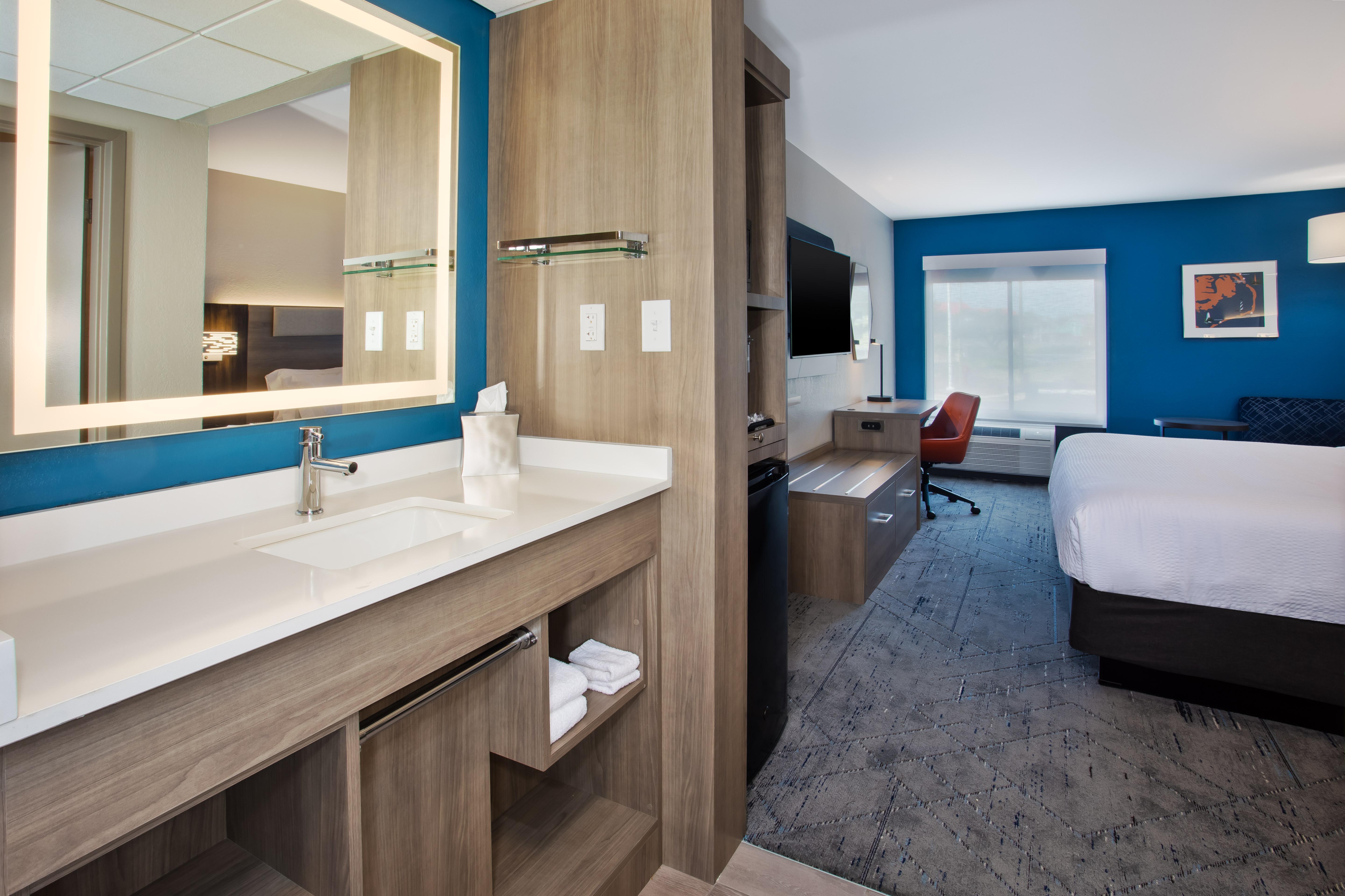 Standard King Room