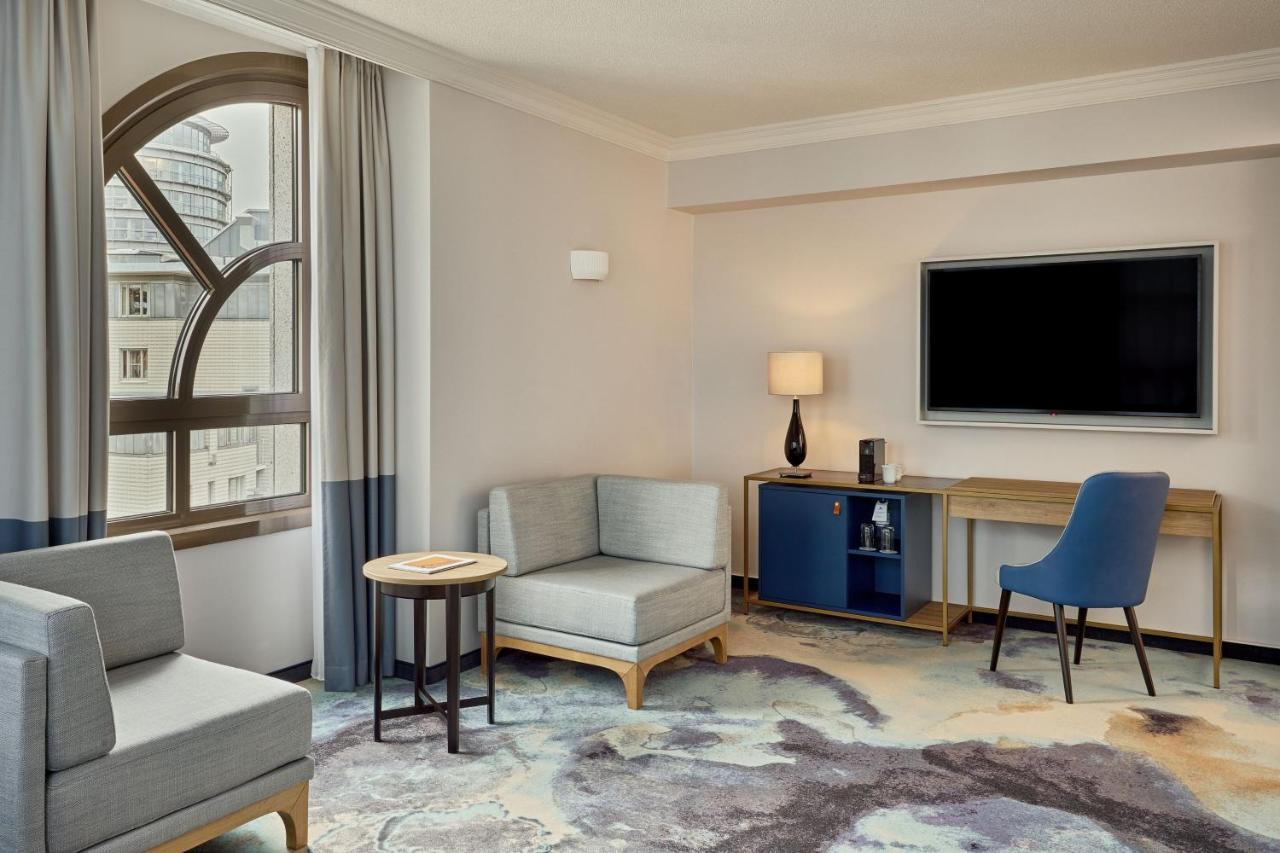 Junior Suite mit Kingsize-Bett und Schlafsofa - Zugang zur Lounge