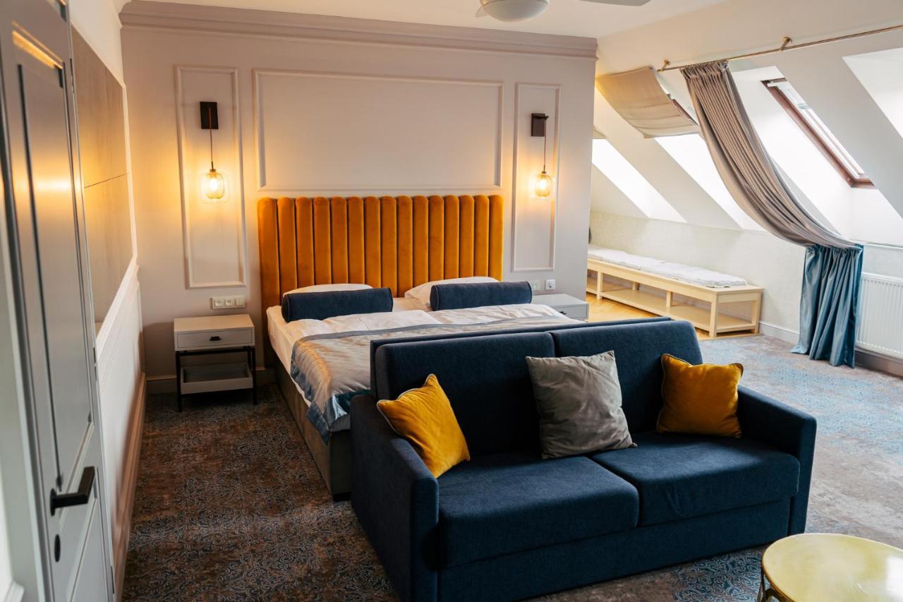 Junior Suite,1498594531:JPEG