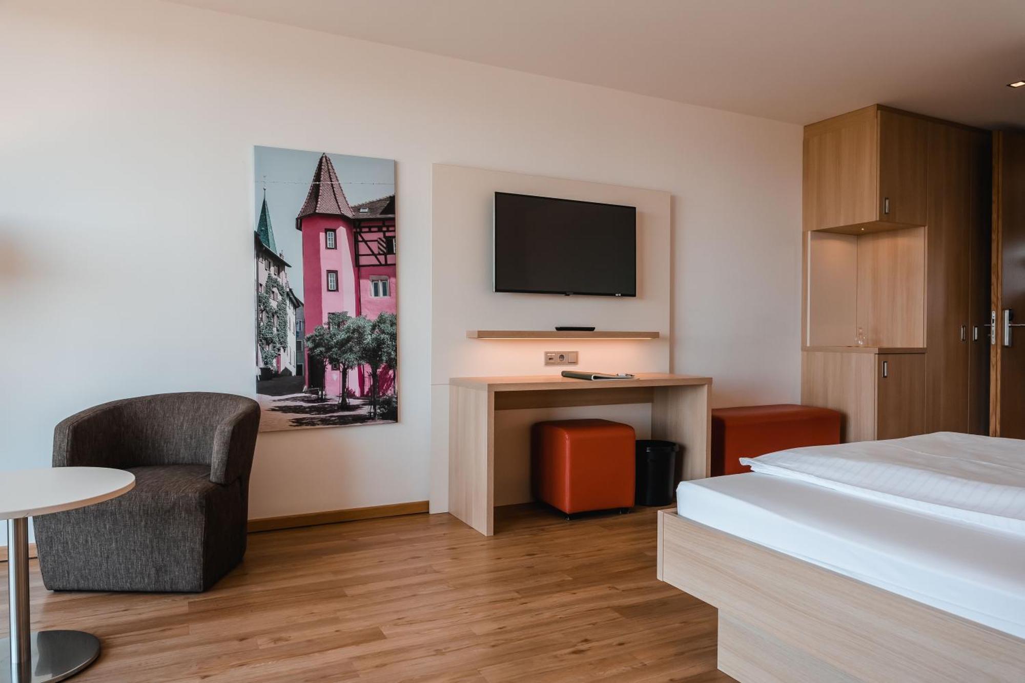 Single Room Balcony