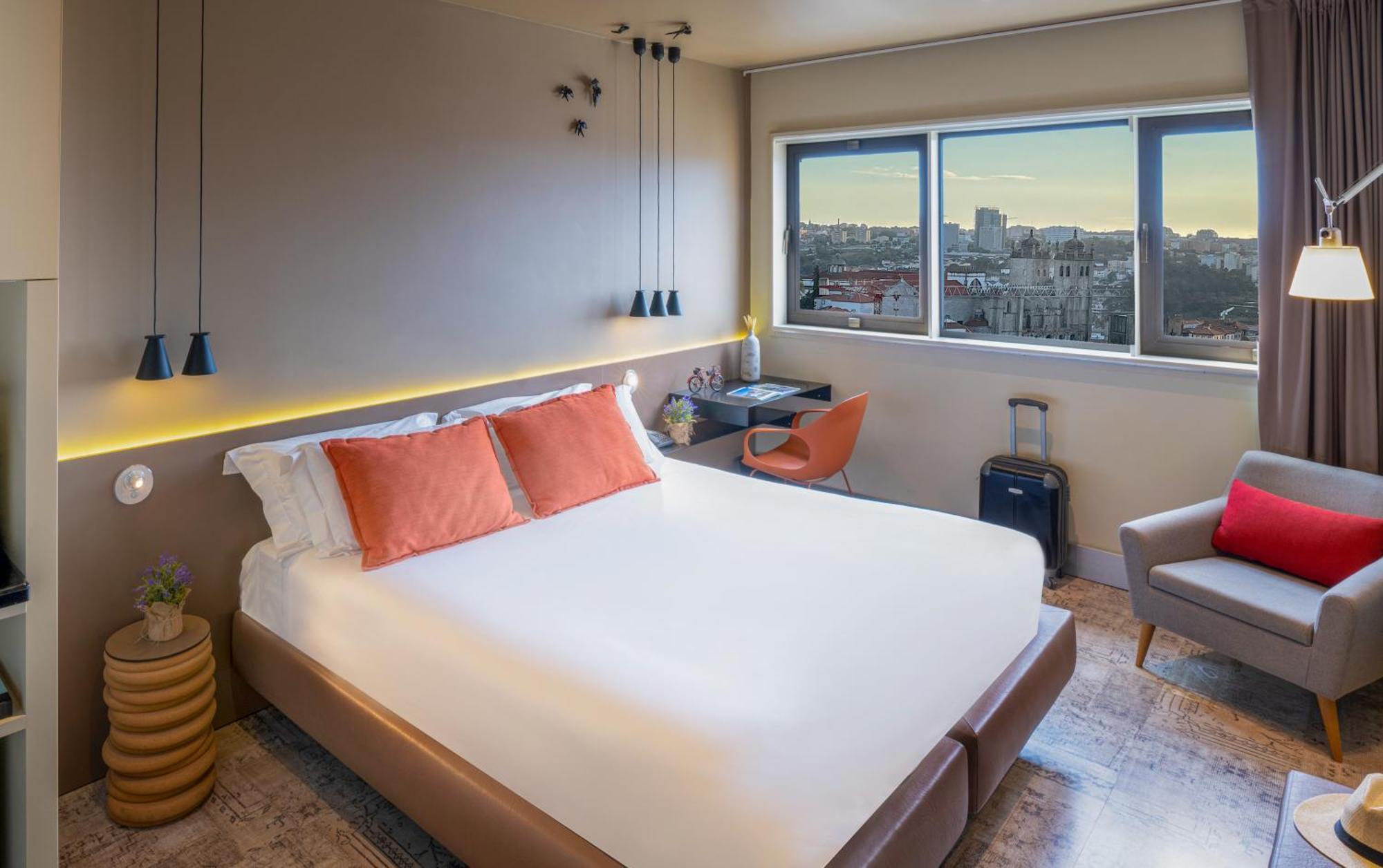 Privilege Double Room with Panoramic City View,1716966929:JPEG