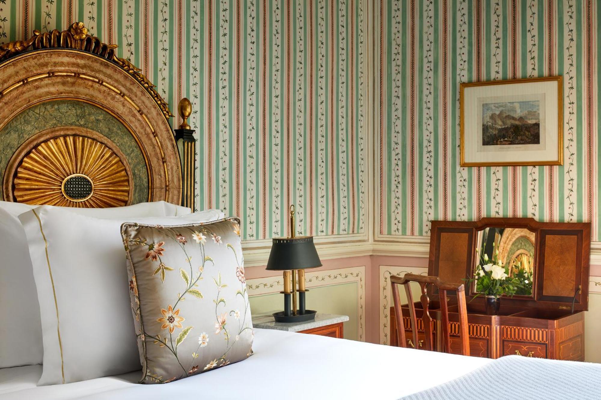 Junior Suite,1685057978:JPEG