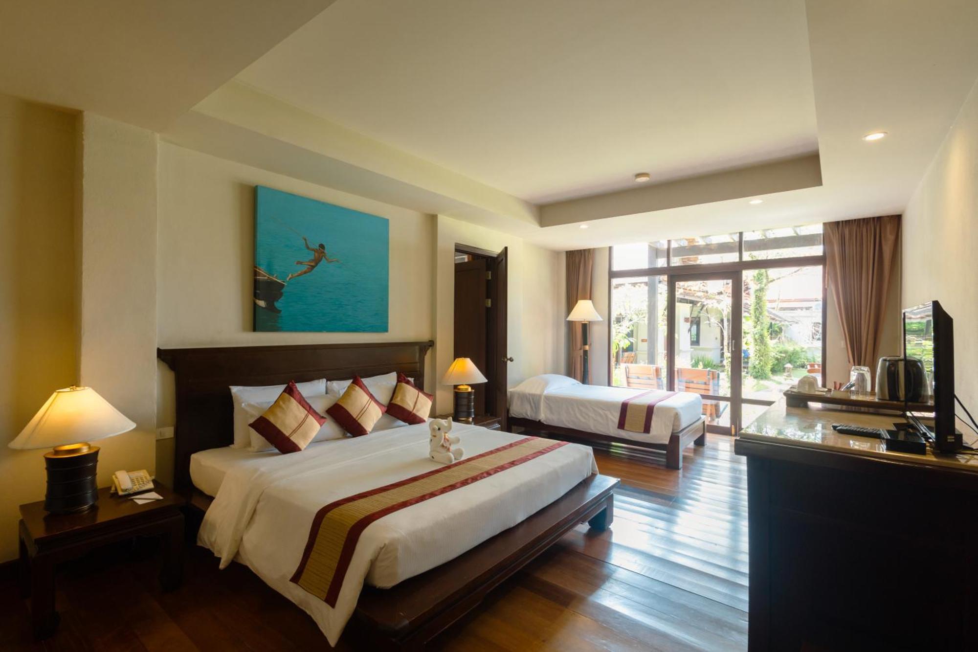 ​Triple Room Balcony or Terrace,1538952574:JPEG