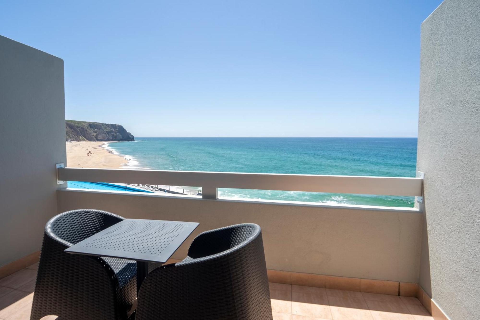 Superior Double or Twin Room Ocean View Balcony