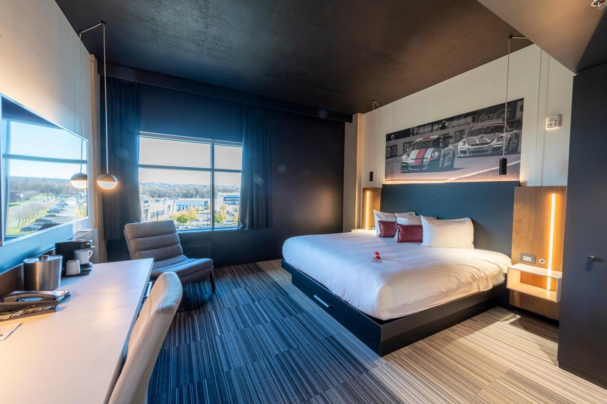 Superior King Room