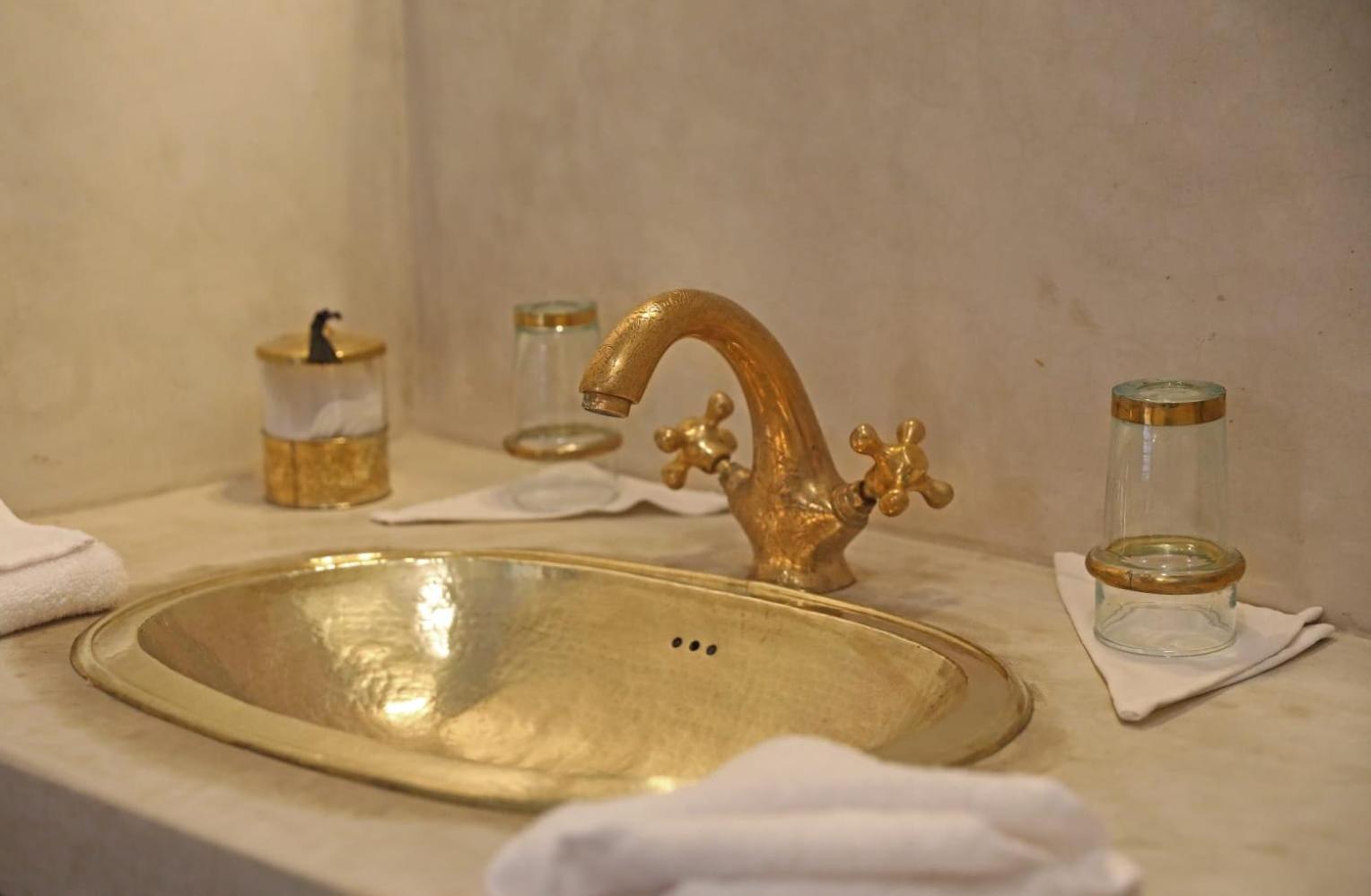 Junior Suite,1541392864:JPEG