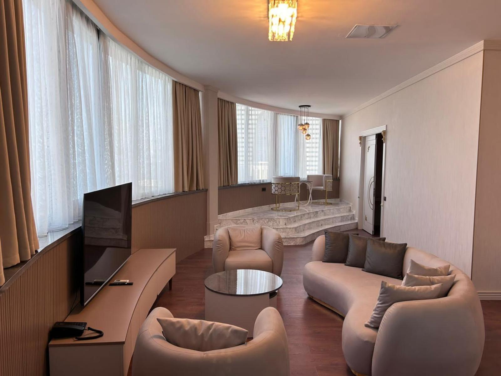 King Suite Sea View