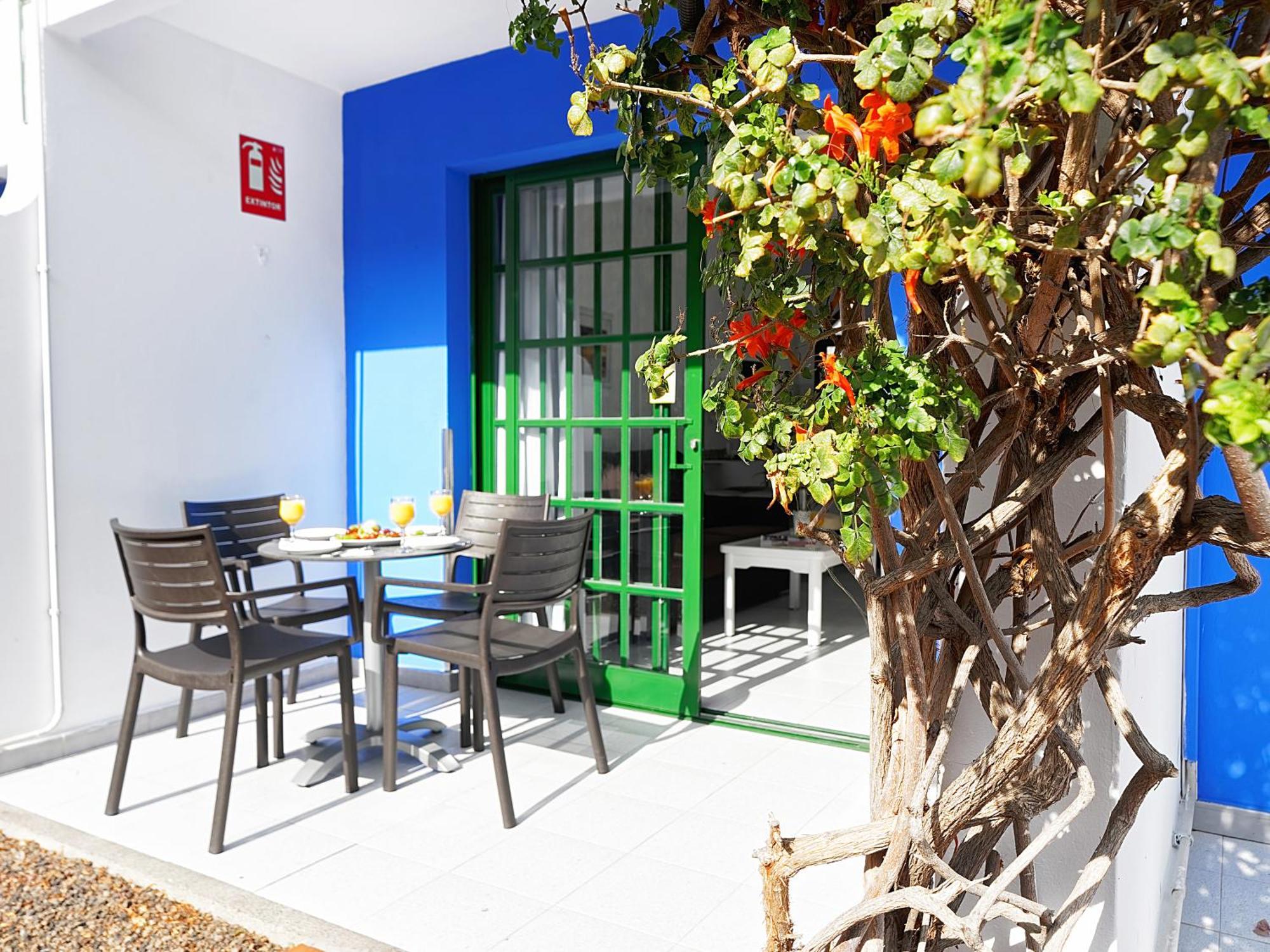 One-Bedroom Bungalow