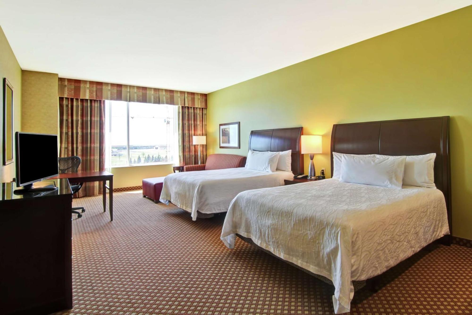Queen Room Two Queen Beds Accessible Tub Mobility Access