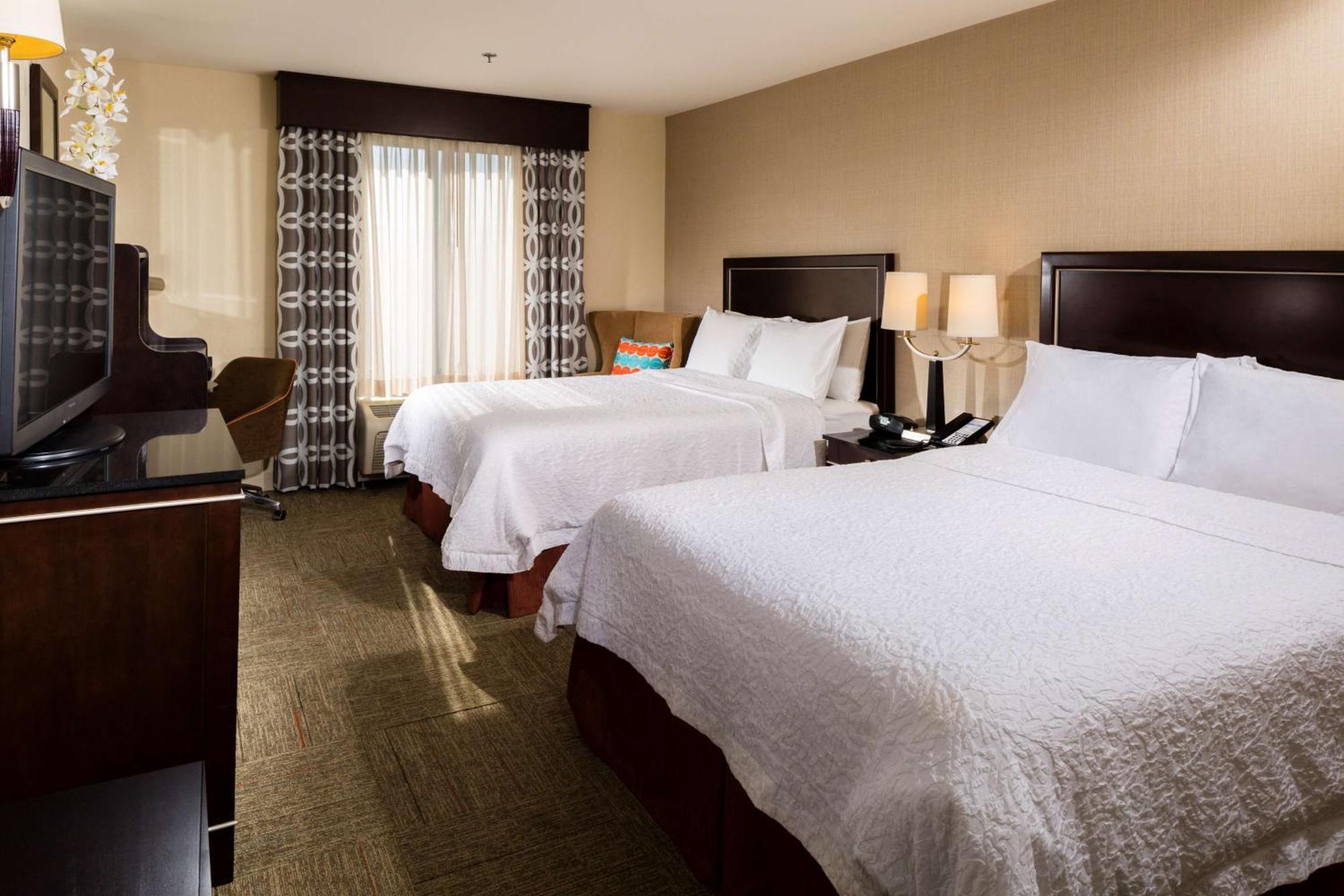 Queen Room with Two Queen Beds - Non-Smoking