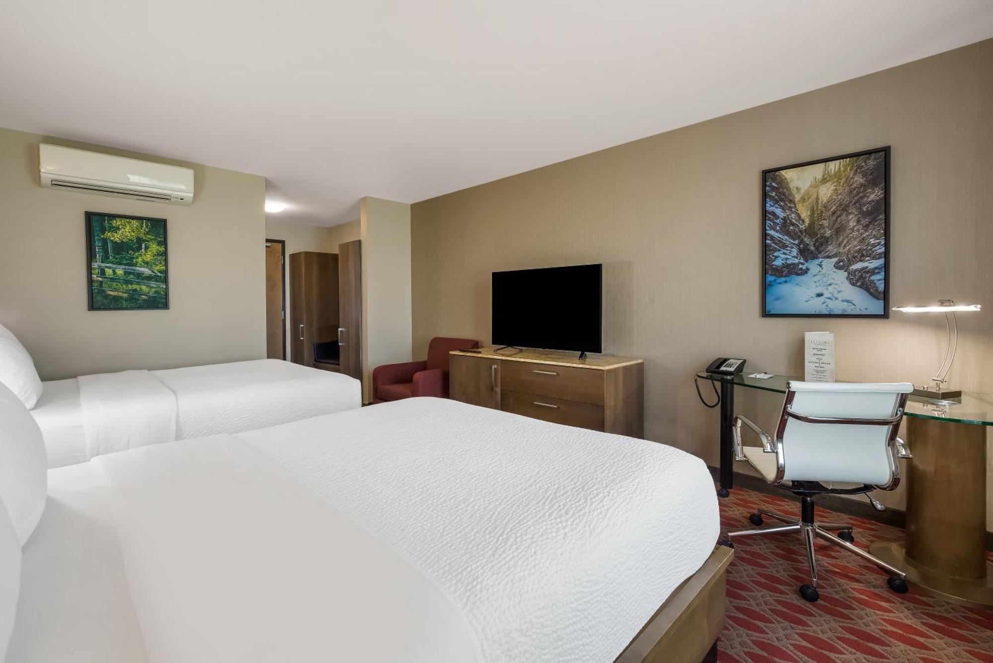 Queen Room Two Queen Beds