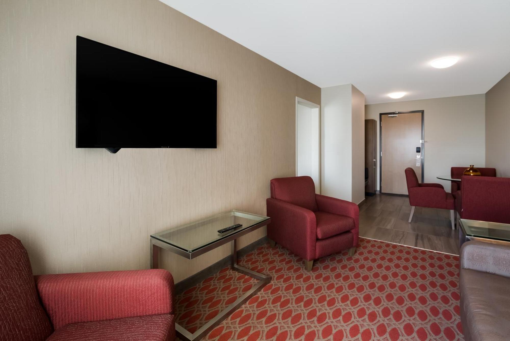 Junior Suite Steam Shower