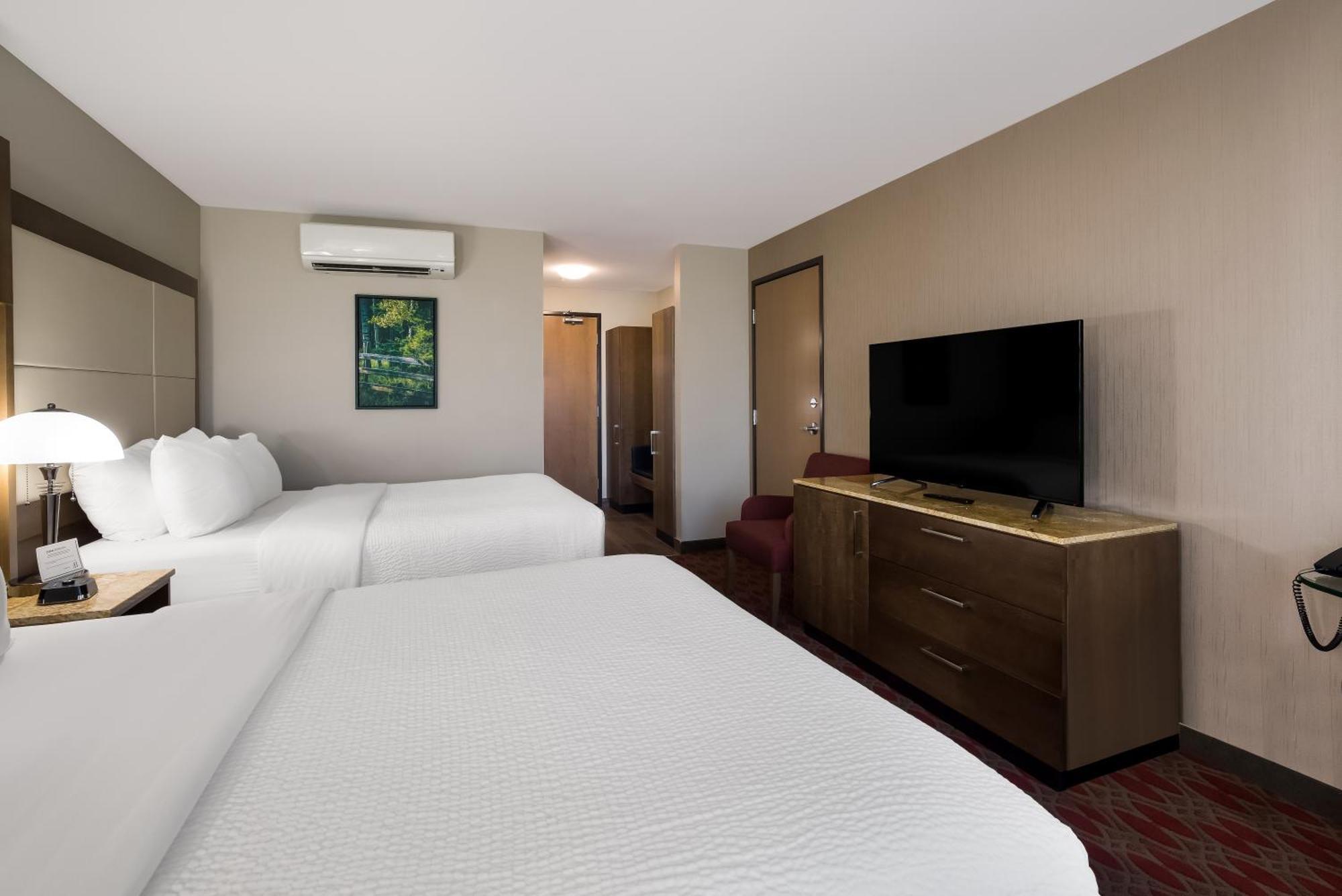 Queen Room Two Queen Beds