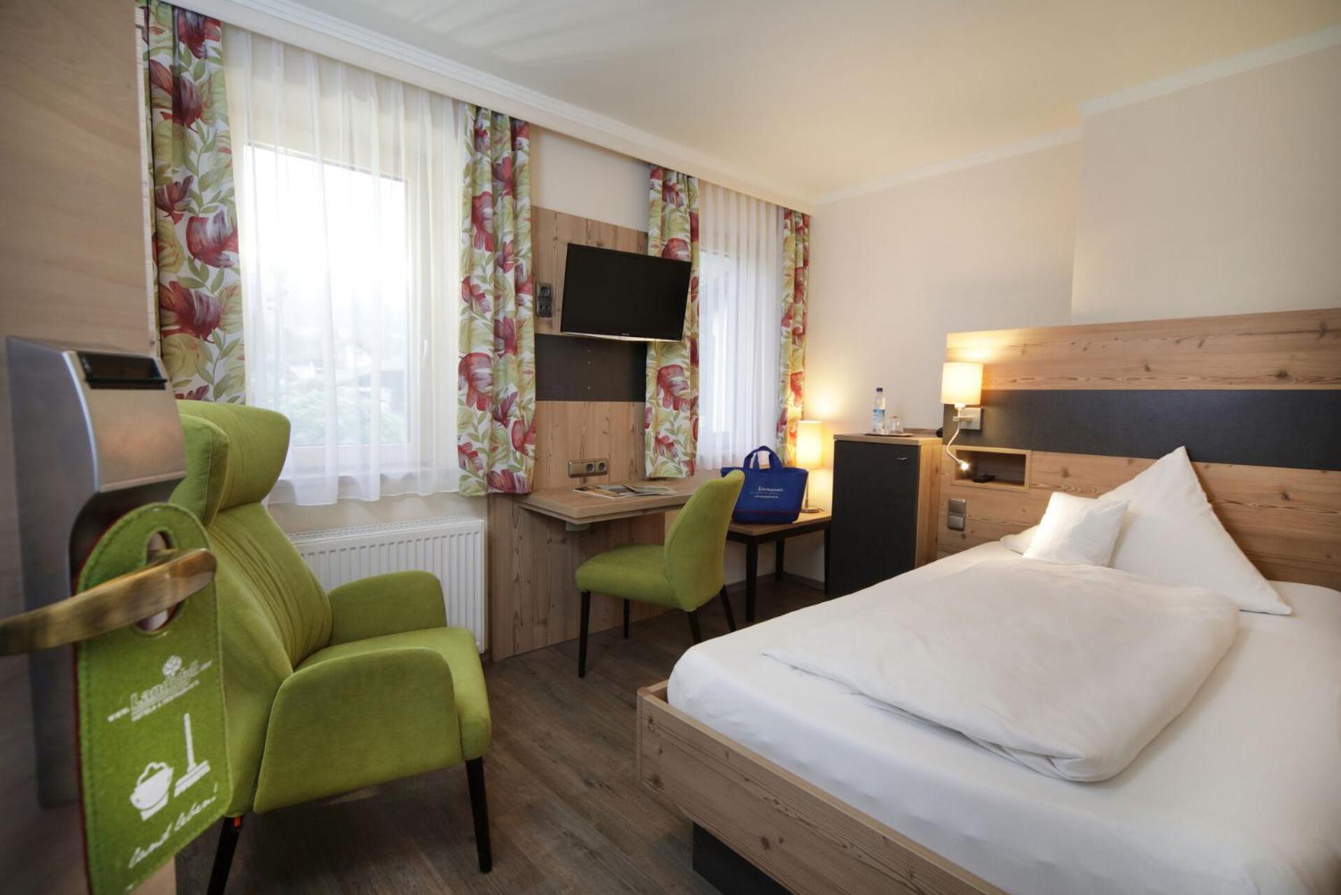 Single Room,1552073290:JPEG