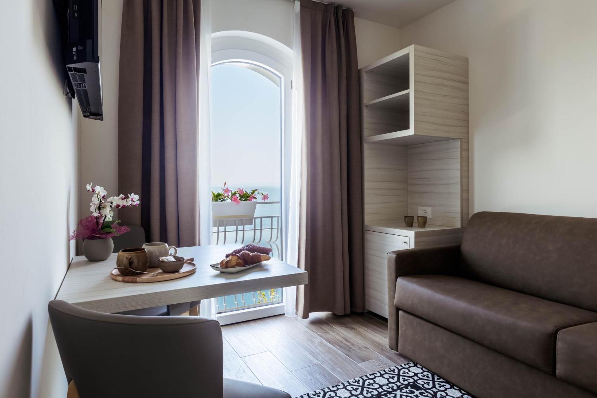 Deluxe Suite mit Seeblick