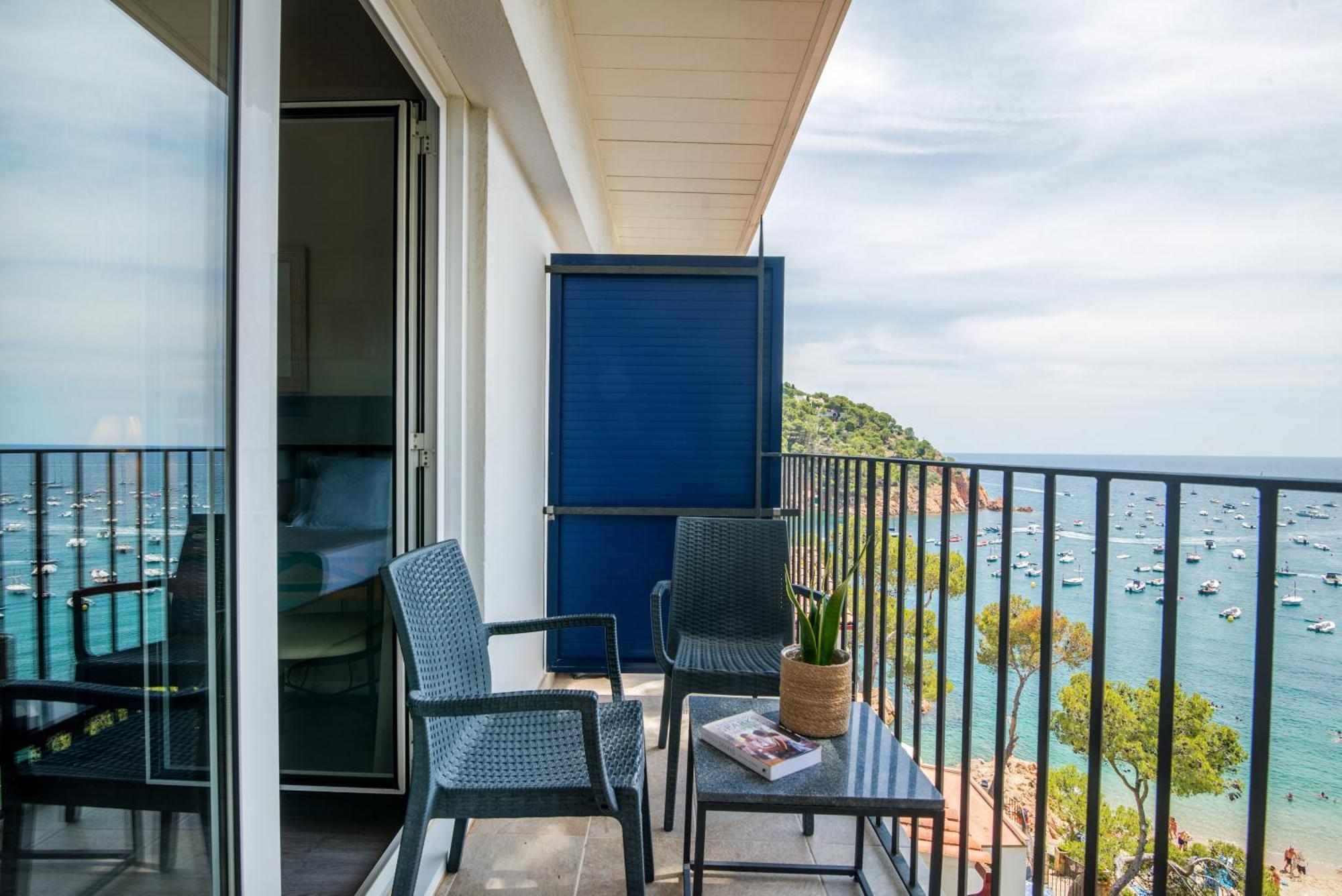 Double Room Balcony Sea View