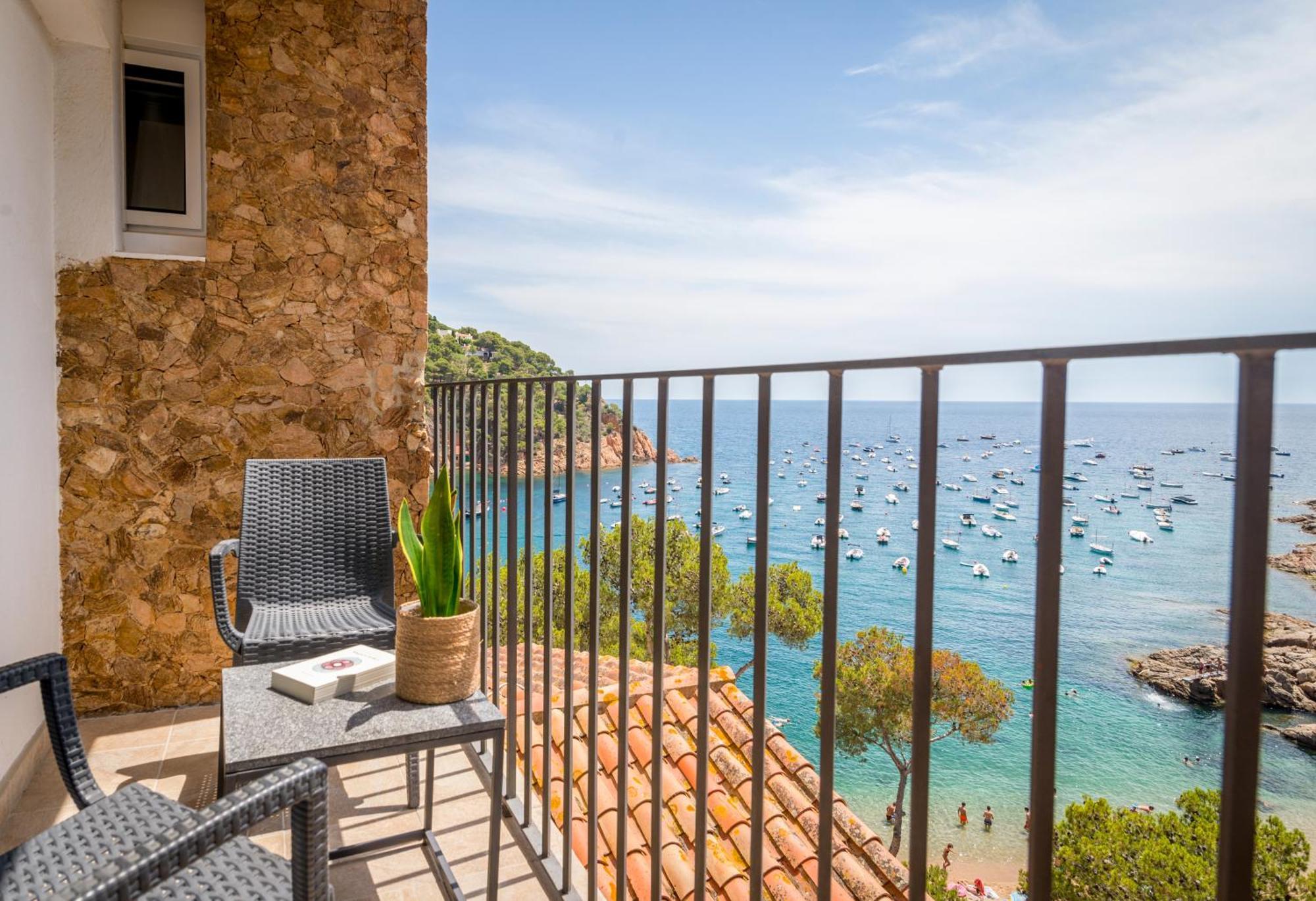 Double Room Balcony Sea View