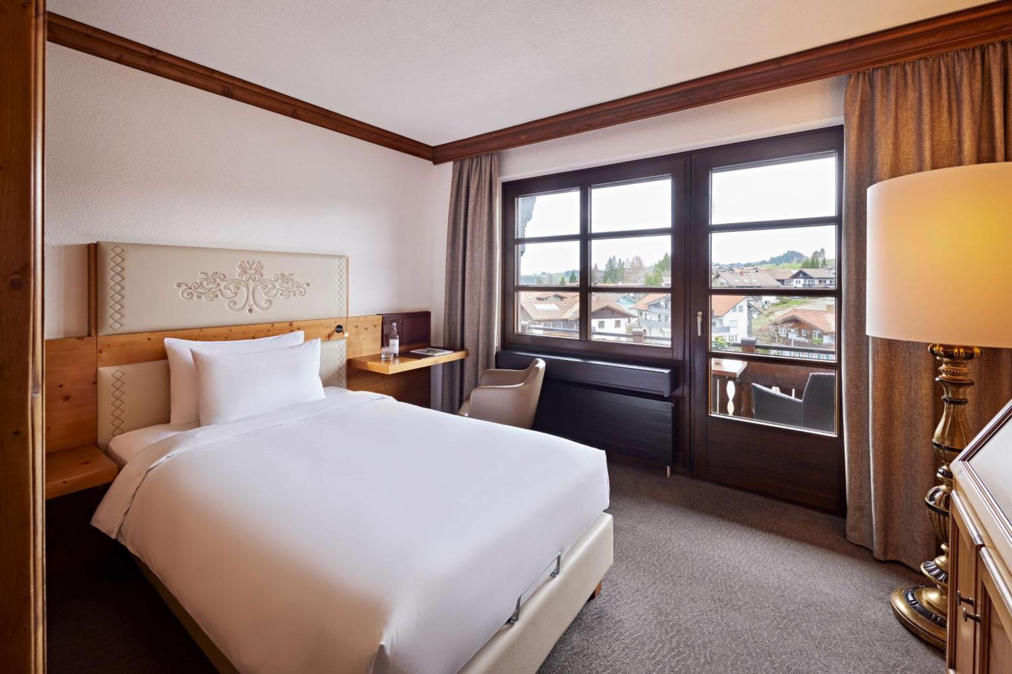 Single Room,1558279690:JPEG