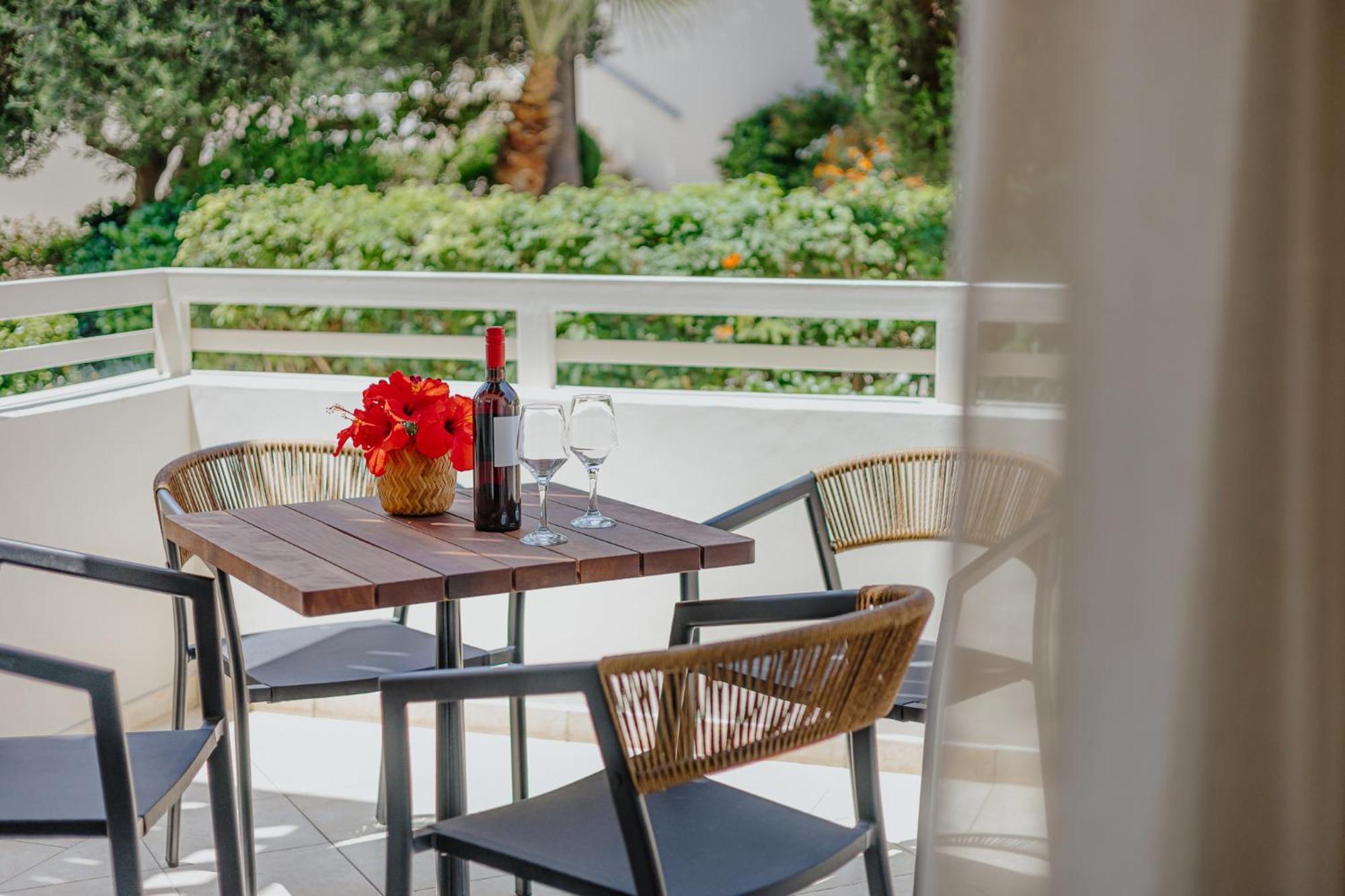 Studio Located 70m away from the main hotel building an annex complex,1558459276:JPEG