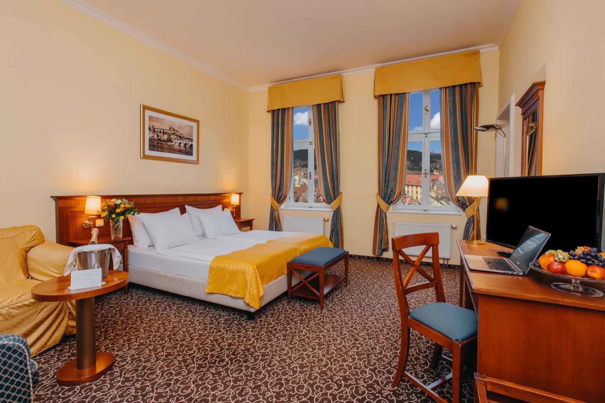 Deluxe Double or Twin Room