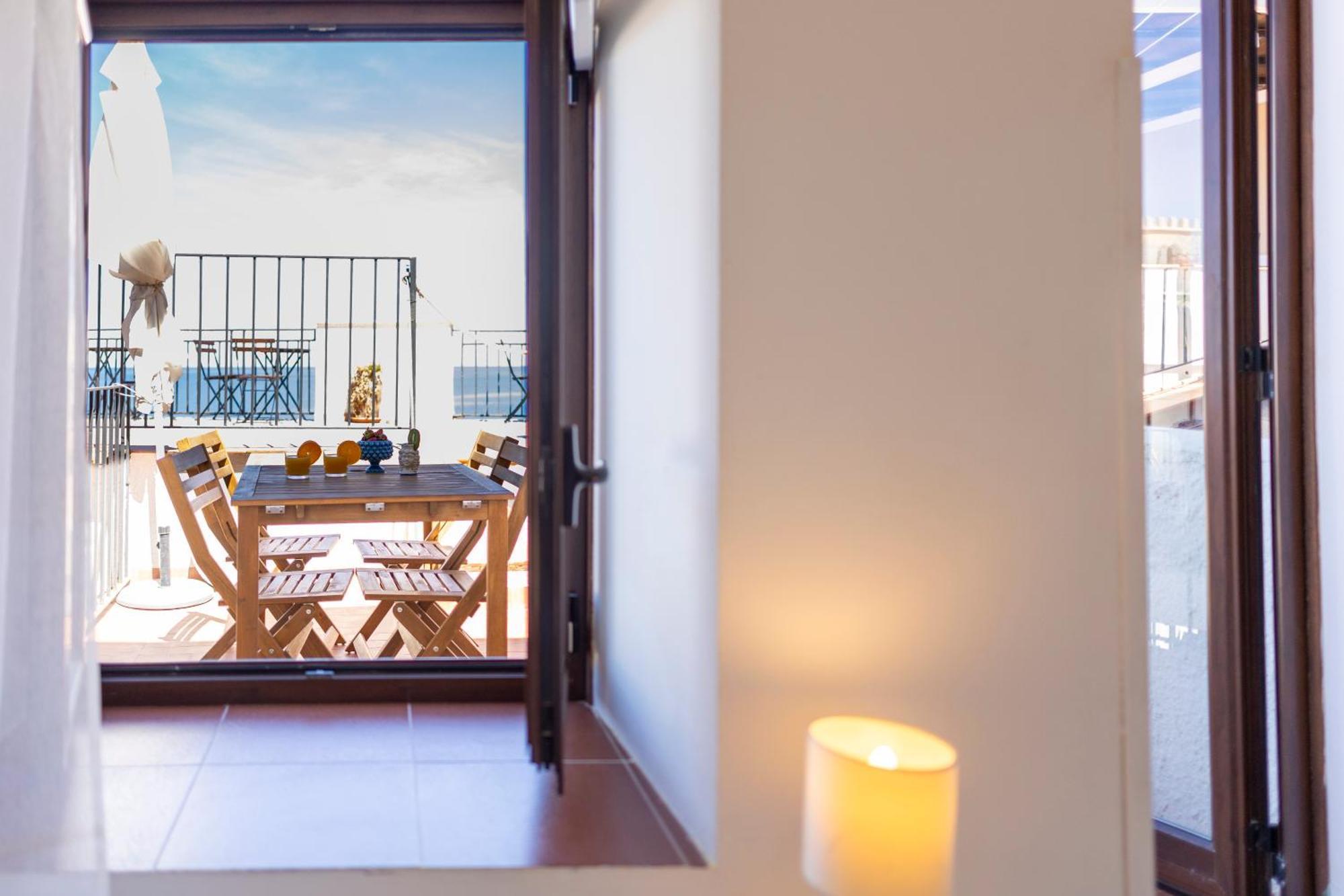 Triple Room Sea View