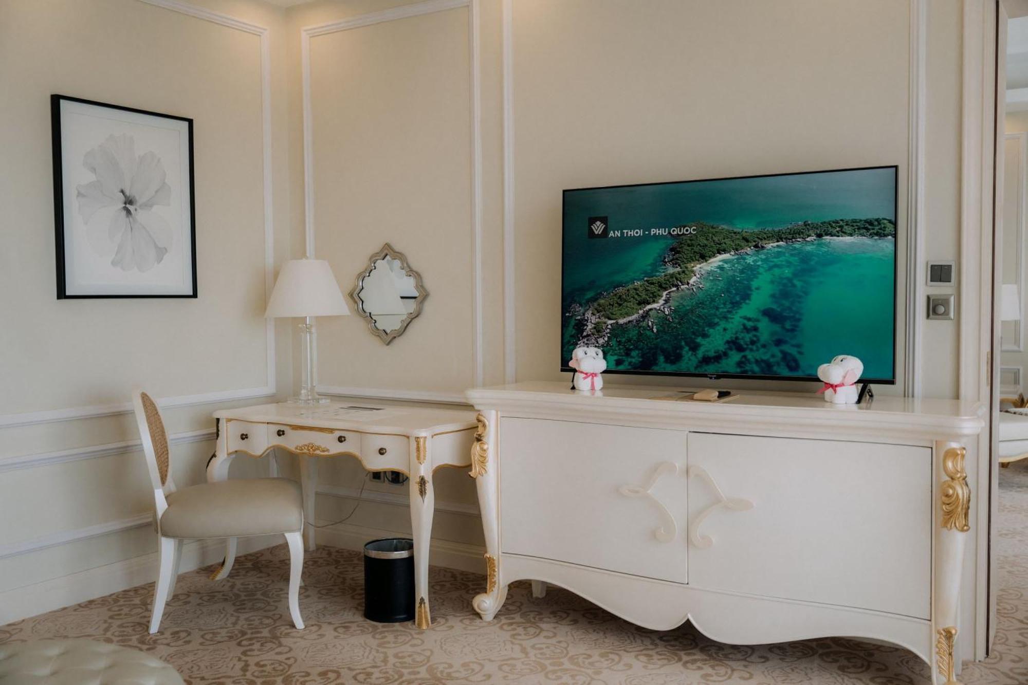 Deluxe Zweibettzimmer mit Poolblick