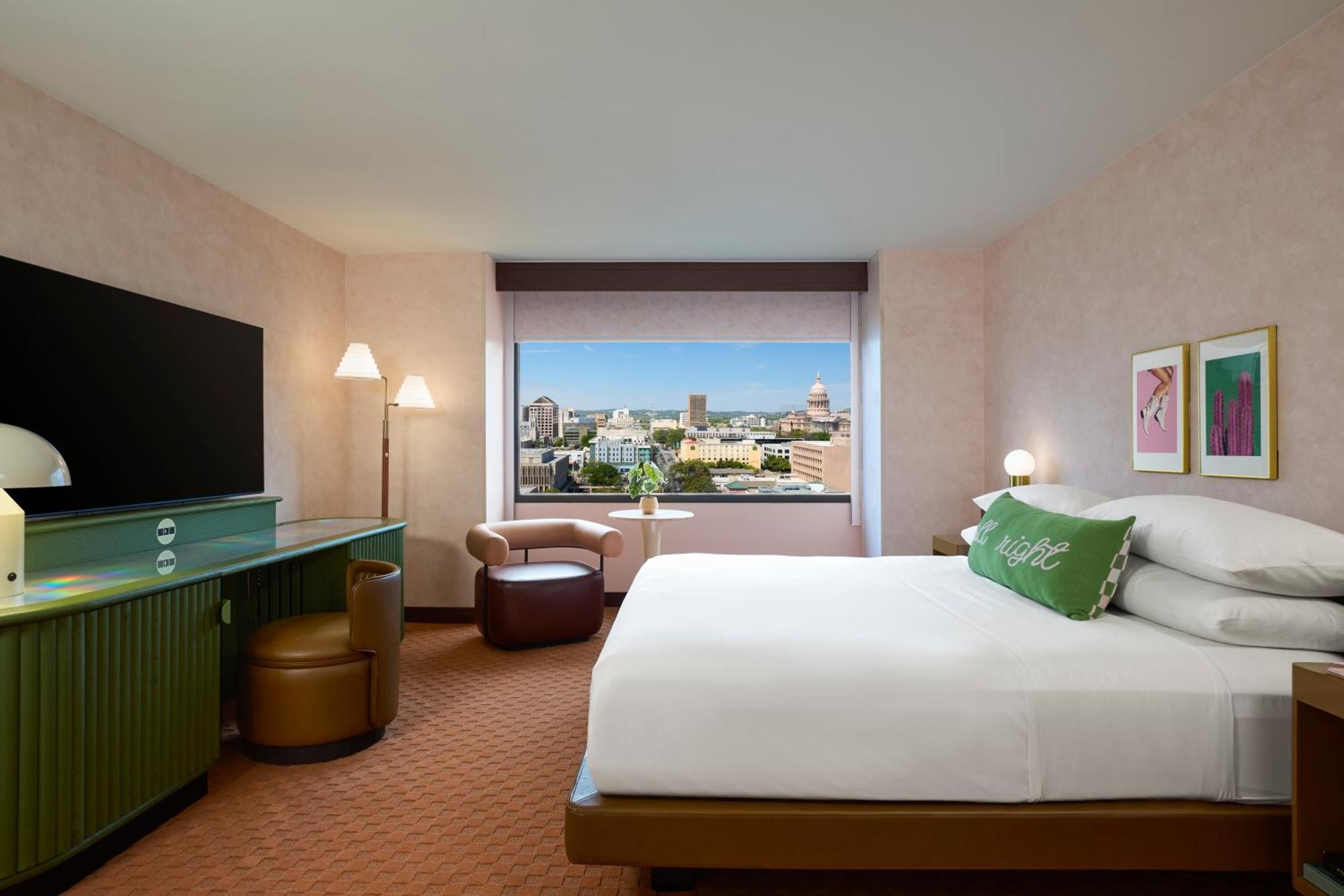 King Room Capitol Building View