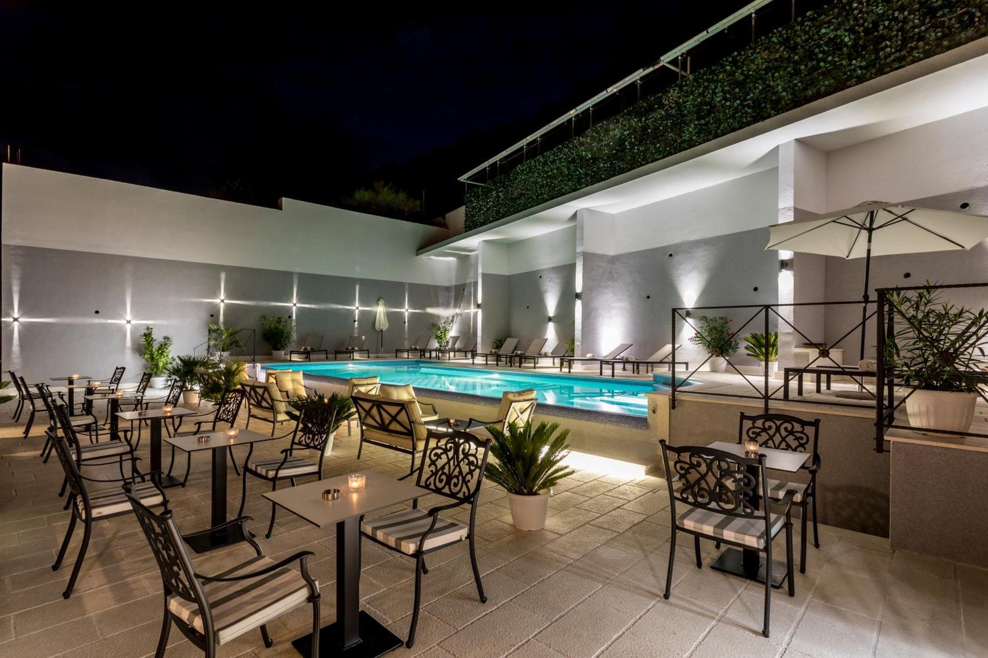 Single Room - Free Parking