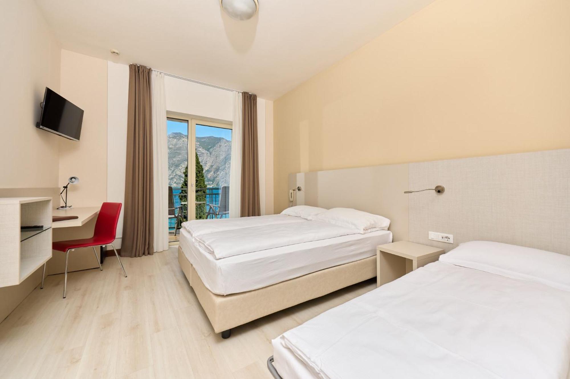 Triple Room Lake View,1583069757:JPEG