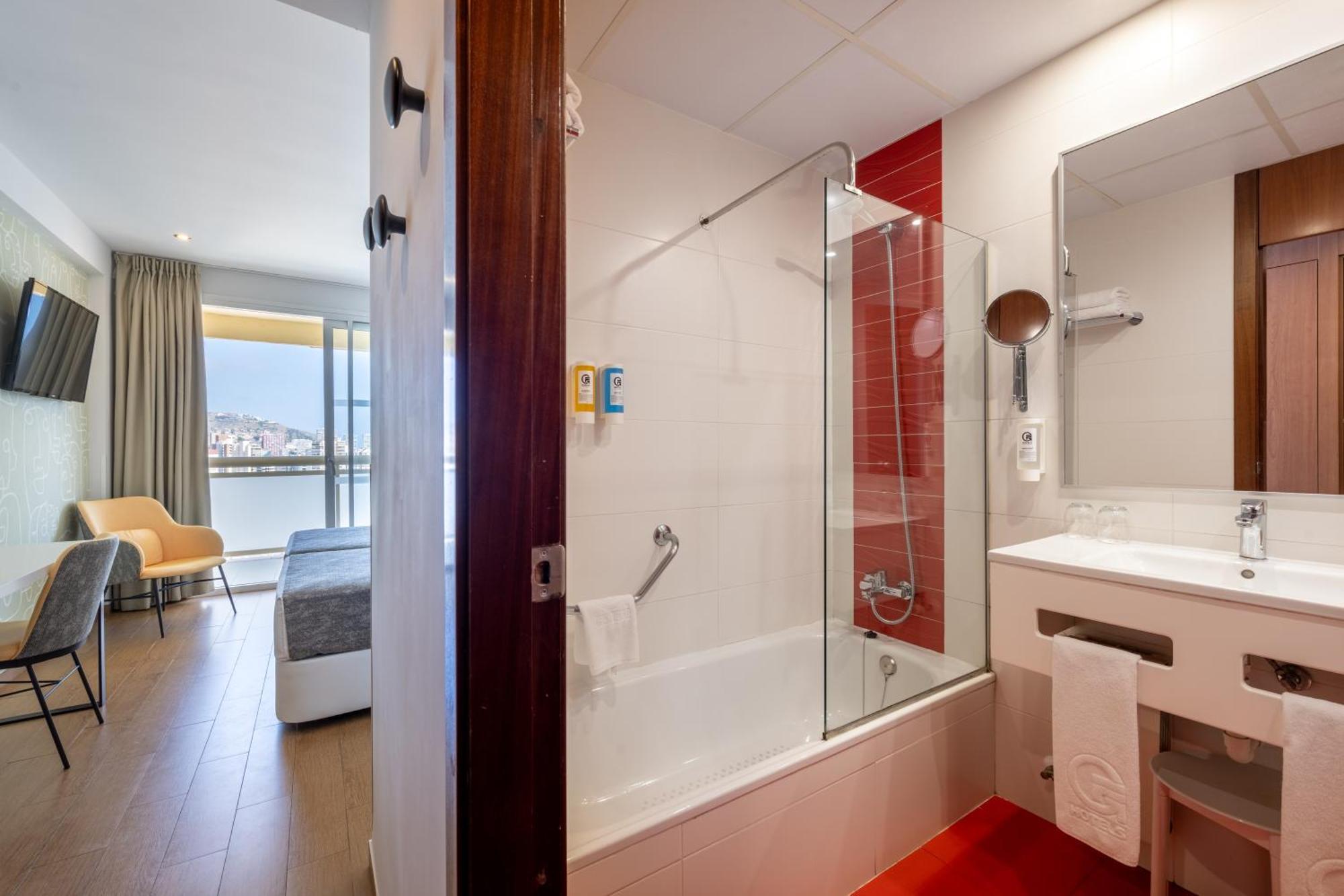 Superior Double or Twin Room Sea View