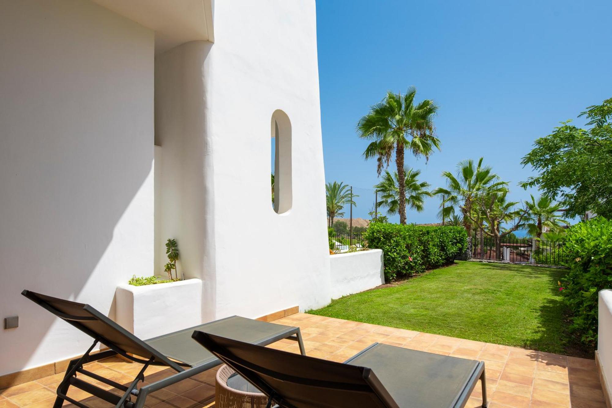 One-Bedroom Suite Partial Sea View