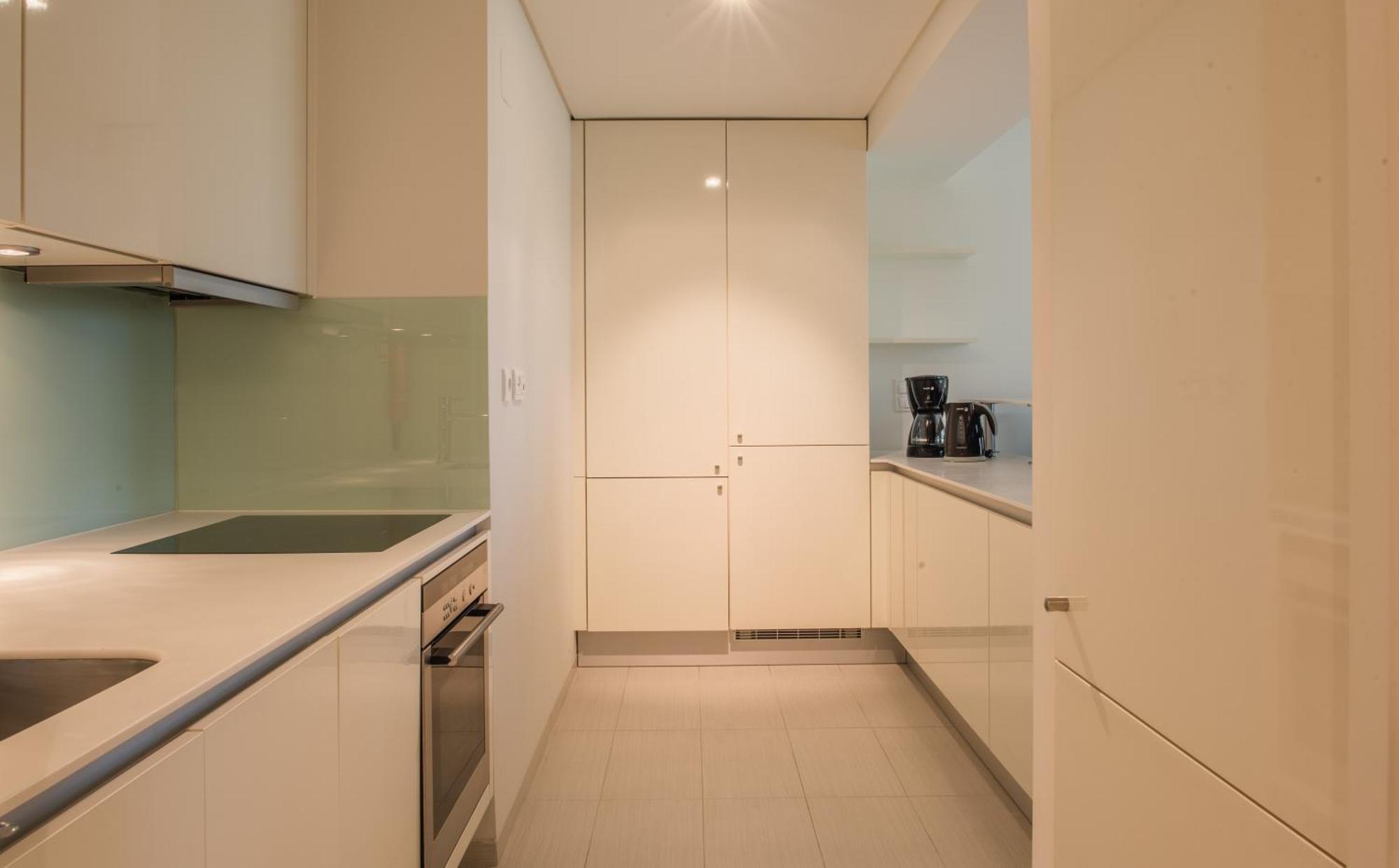 Two-Bedroom Apartment Sea View