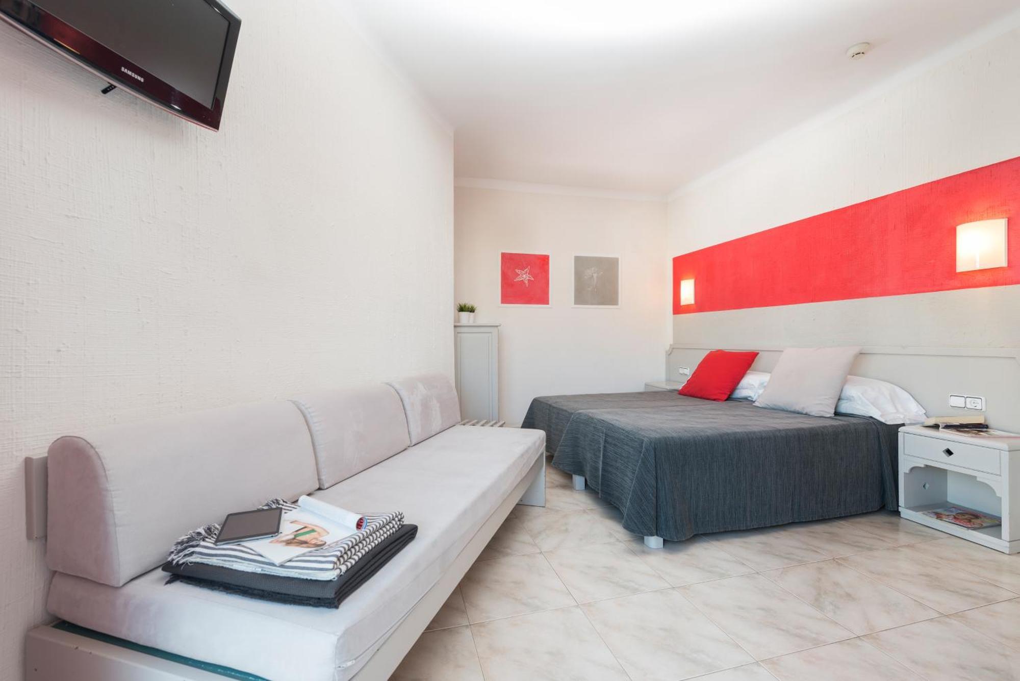 Triple Room Balcony