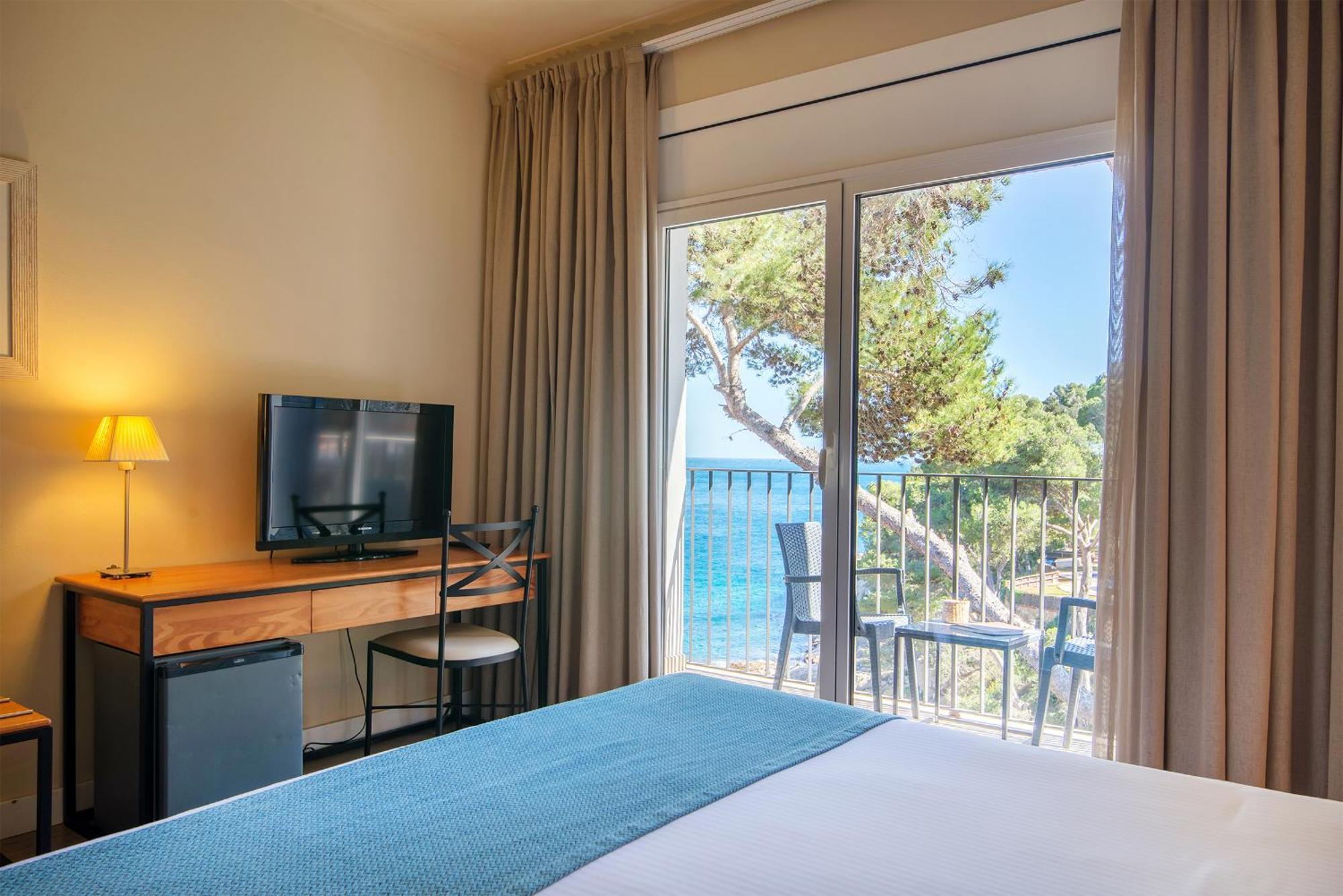 Double Room Balcony Sea View
