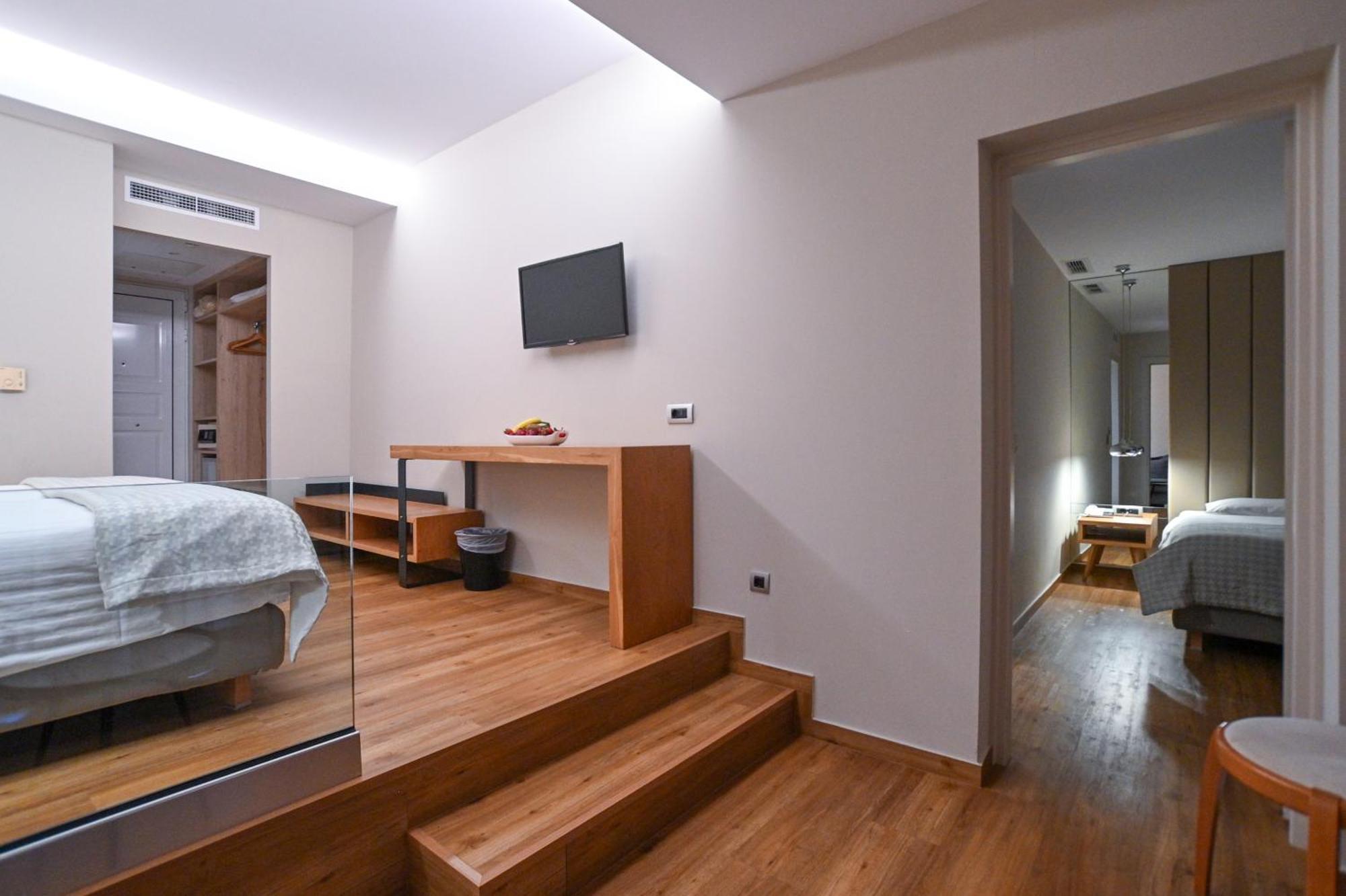 Two-Bedroom Suite,1598891963:JPEG