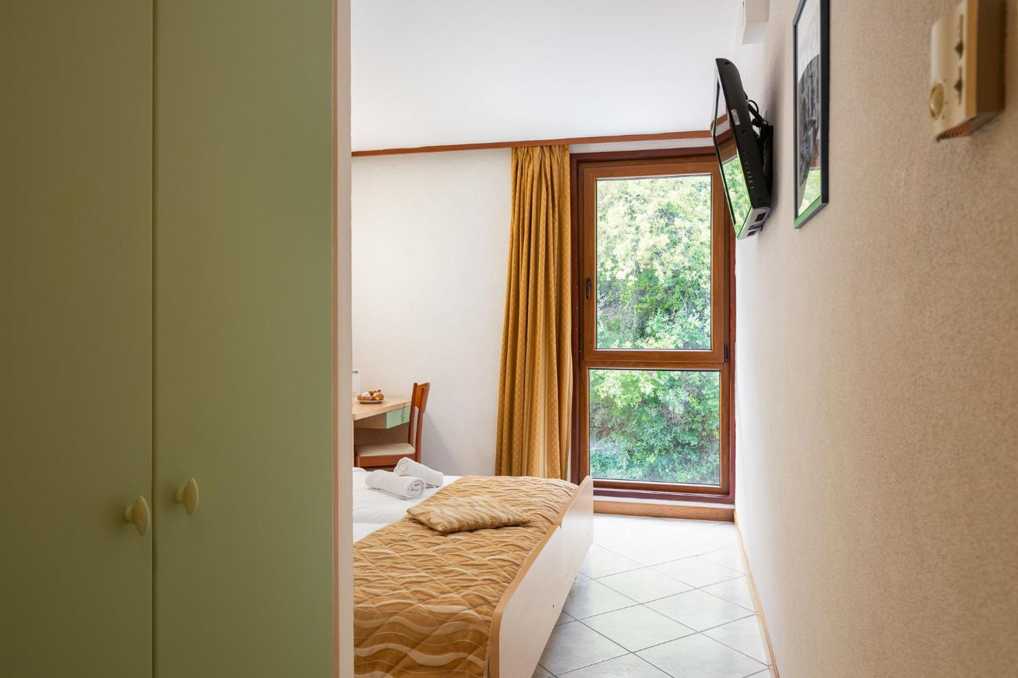 Economy Double or Twin Room