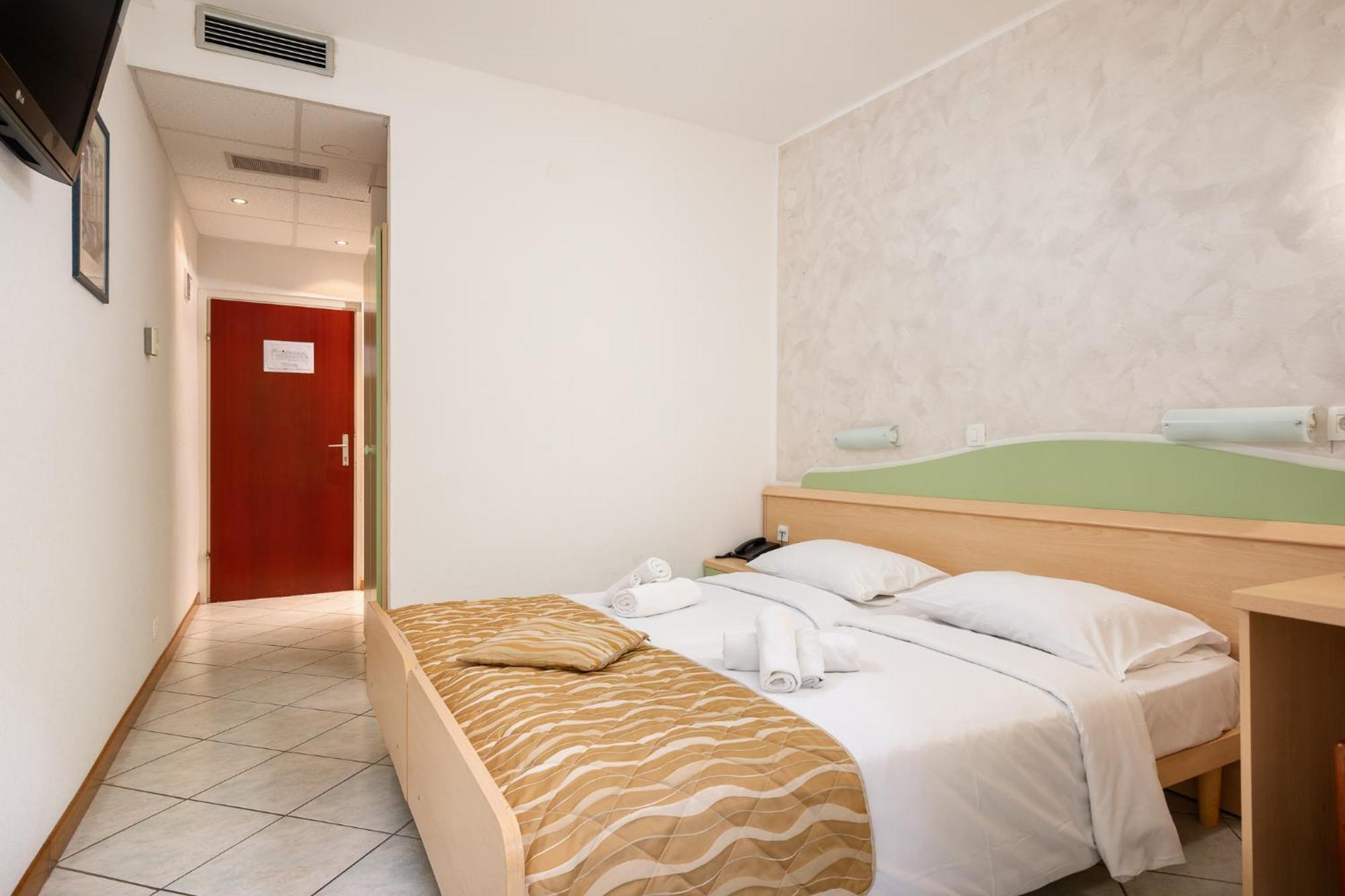 Economy Double or Twin Room