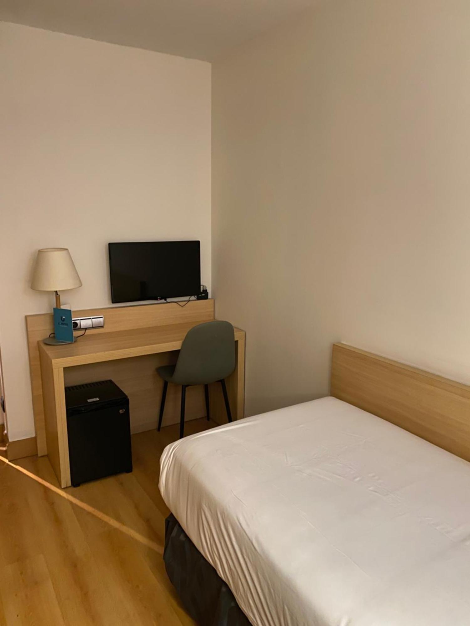 Small Single Room