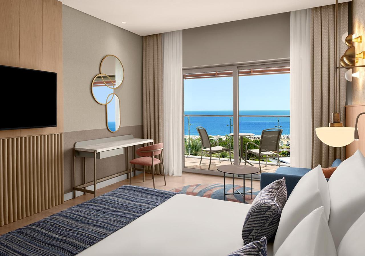 Adult Deluxe Sea View