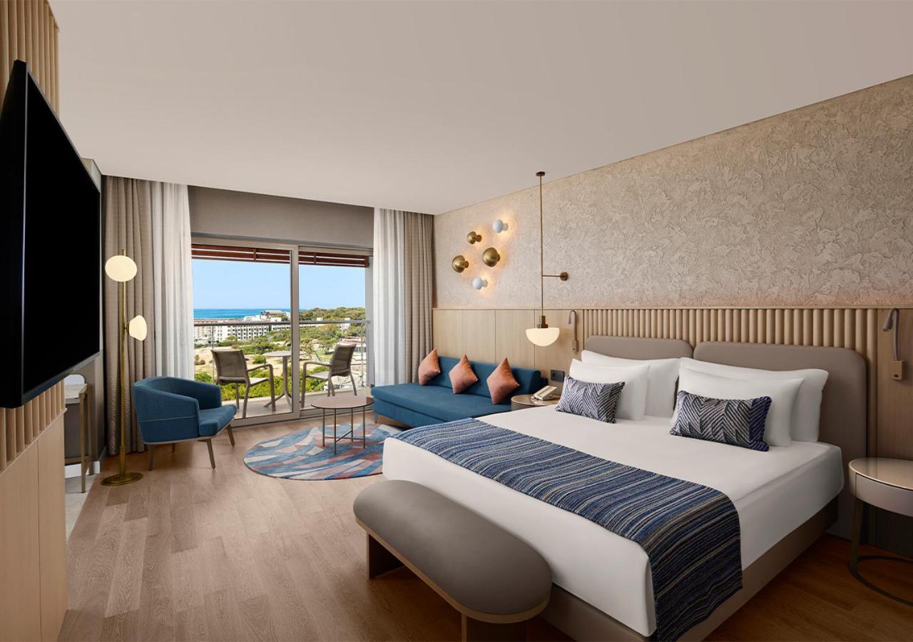 Corner Suite Sea View Mixed Section